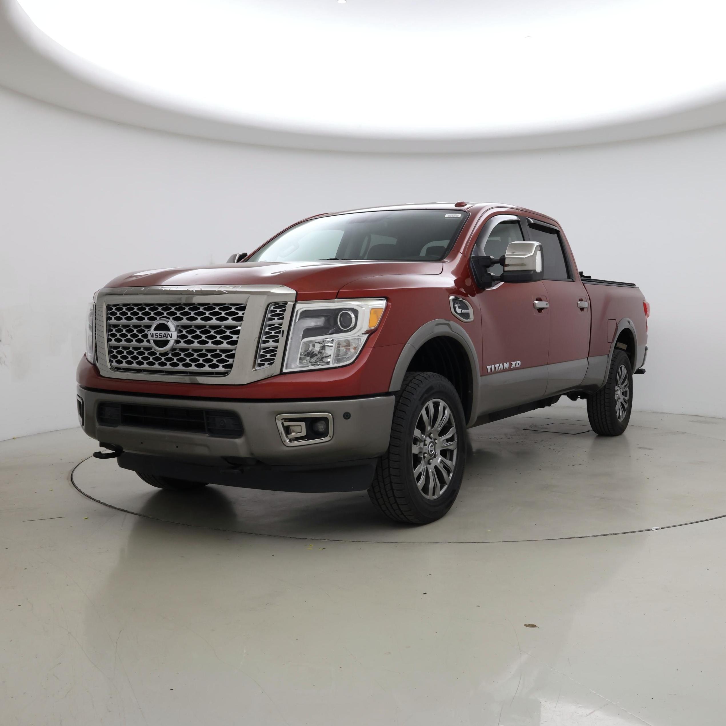Thumbnail: 2018 Nissan Titan - 4