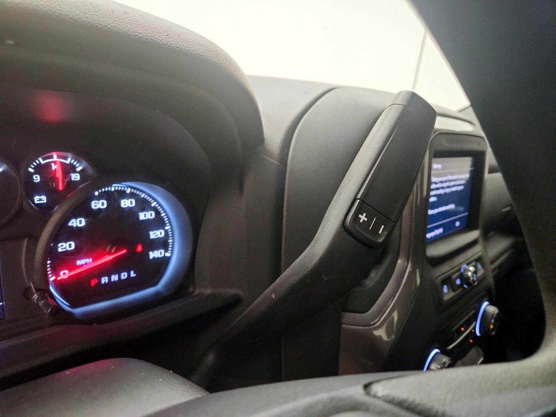 Thumbnail: 2022 Chevrolet Silverado 1500 - 17