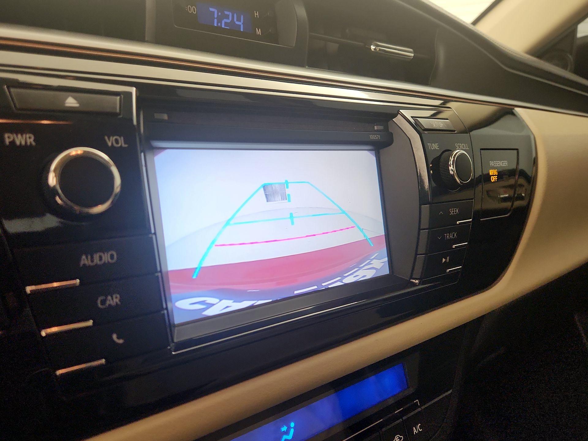 Thumbnail: 2016 Toyota Corolla - 14