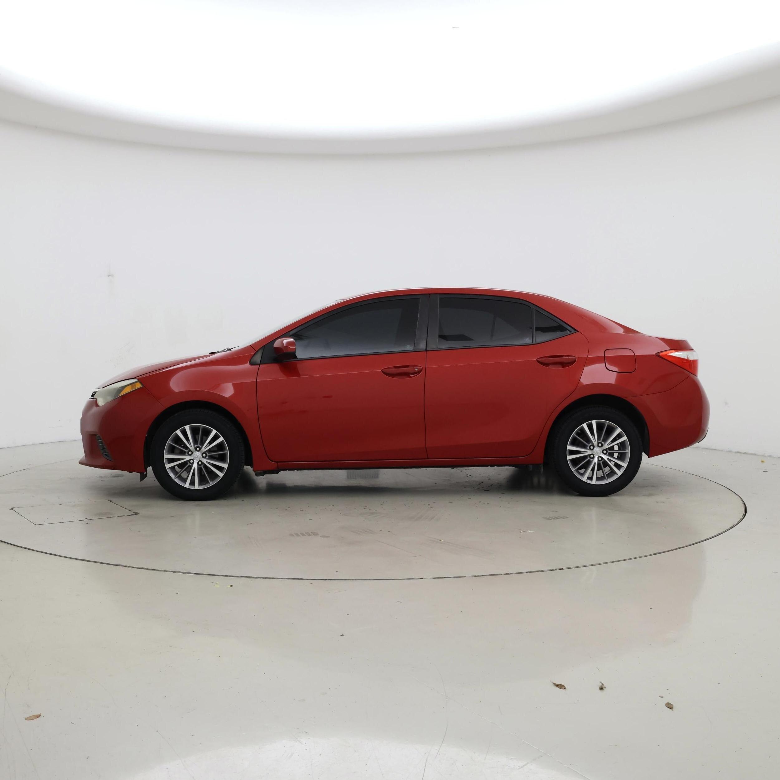 Thumbnail: 2016 Toyota Corolla - 3