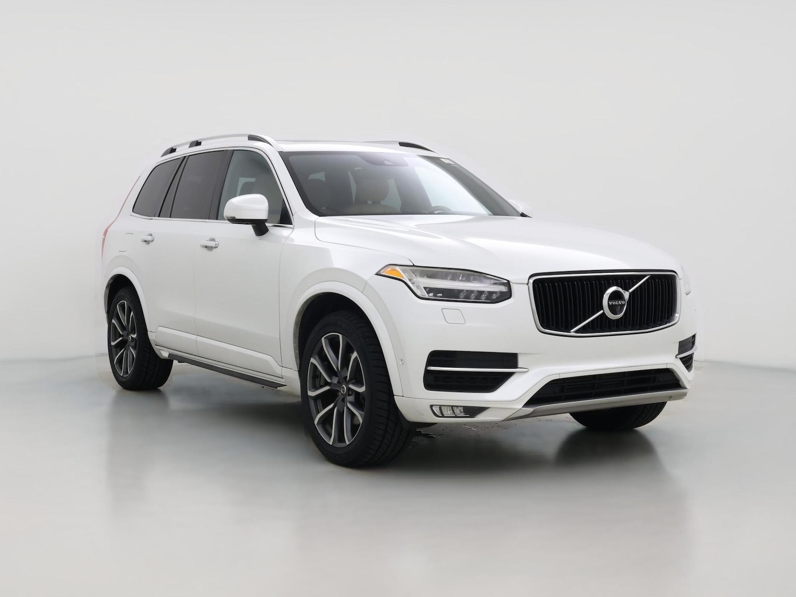 2017 Volvo XC90 Momentum