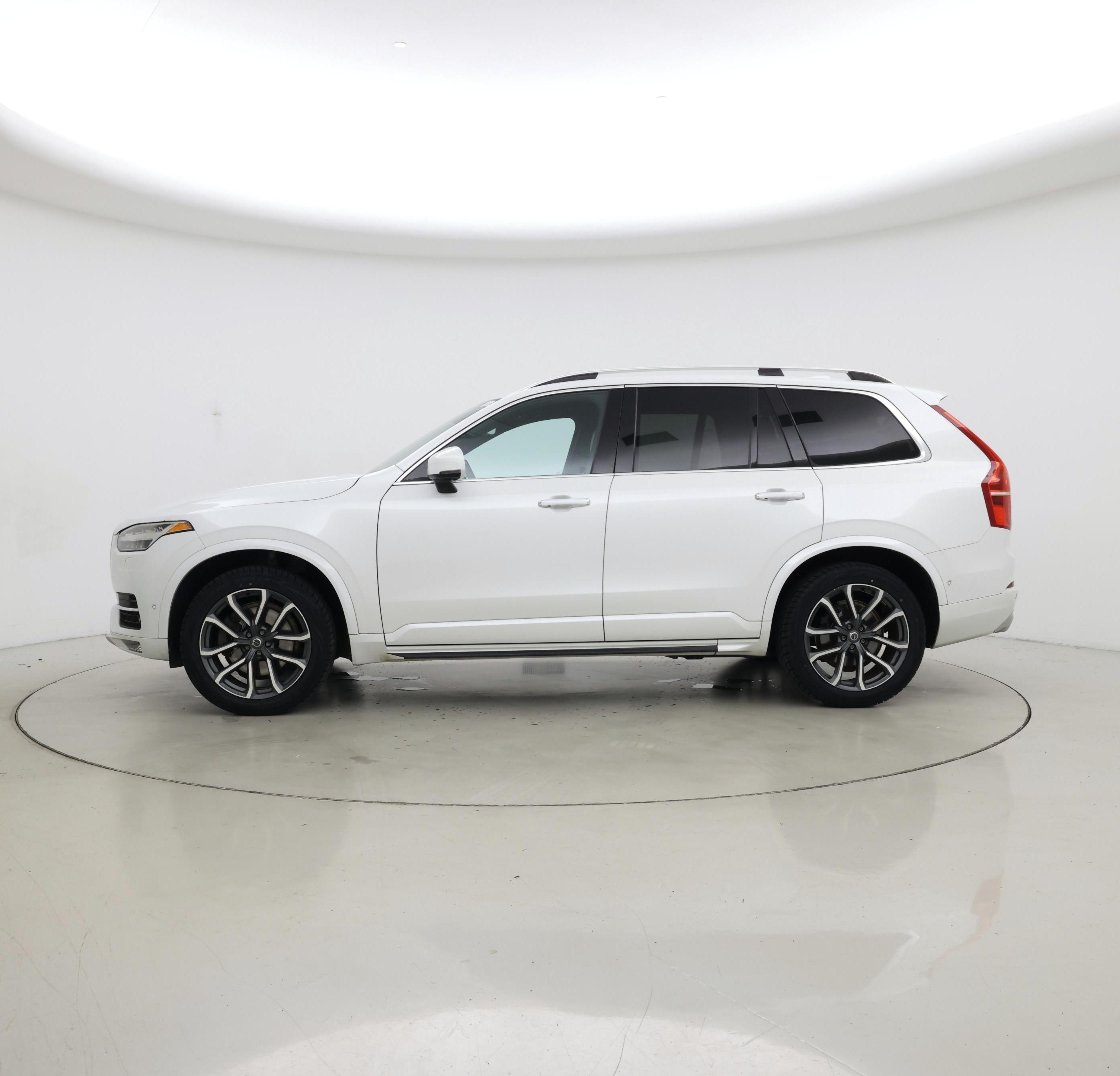 Thumbnail: 2017 Volvo XC90 - 3