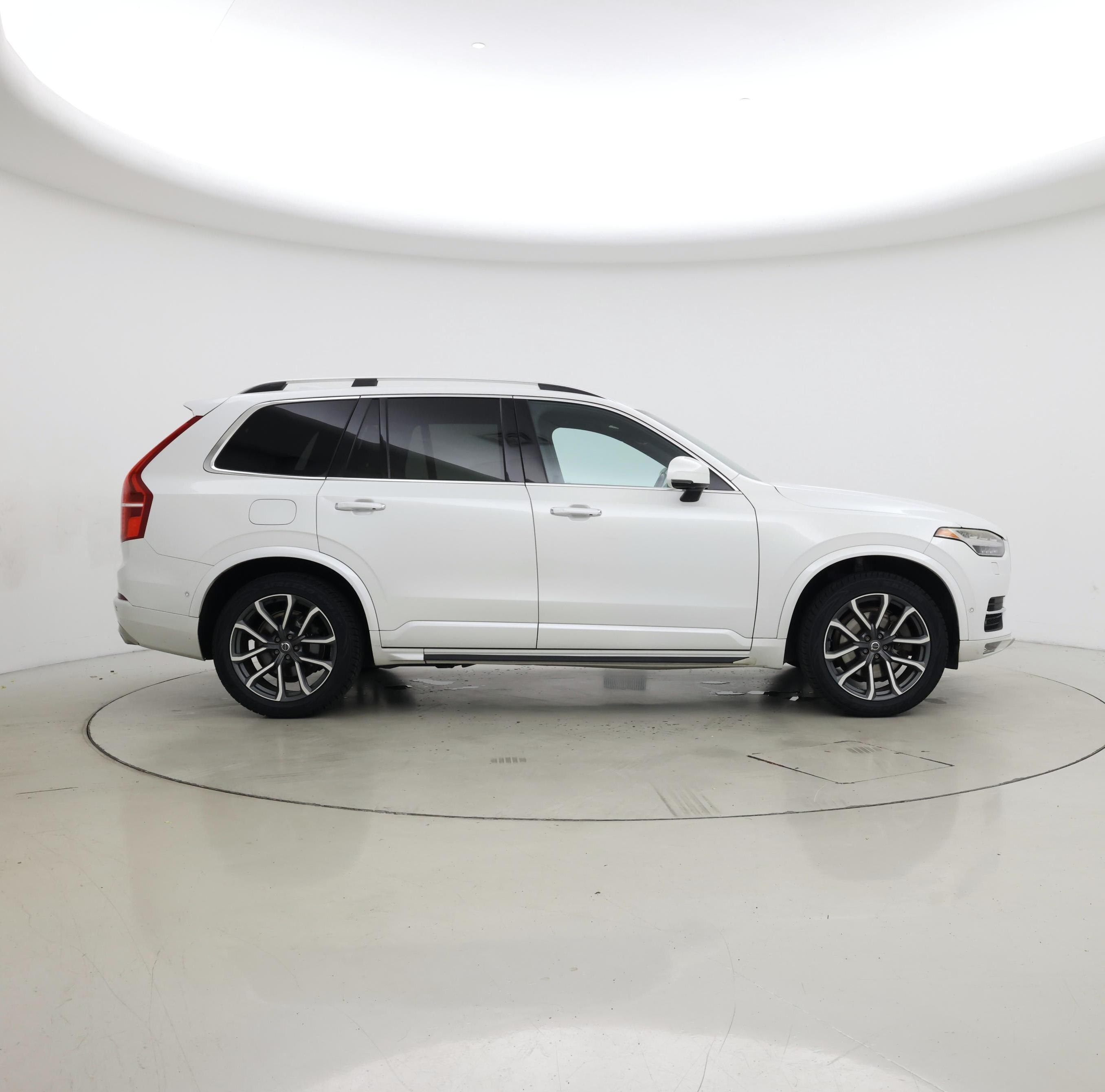 Thumbnail: 2017 Volvo XC90 - 7