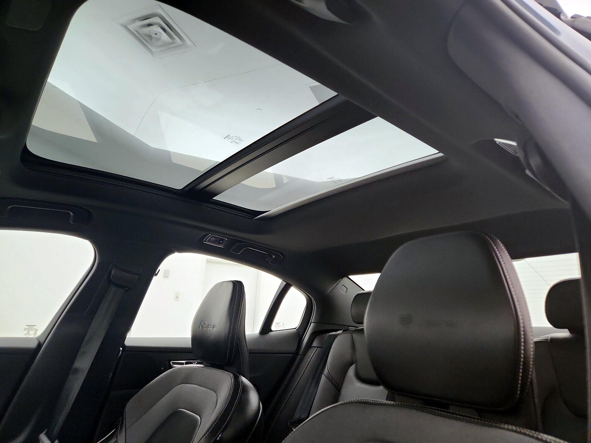 Thumbnail: 2020 Volvo S60 - 20