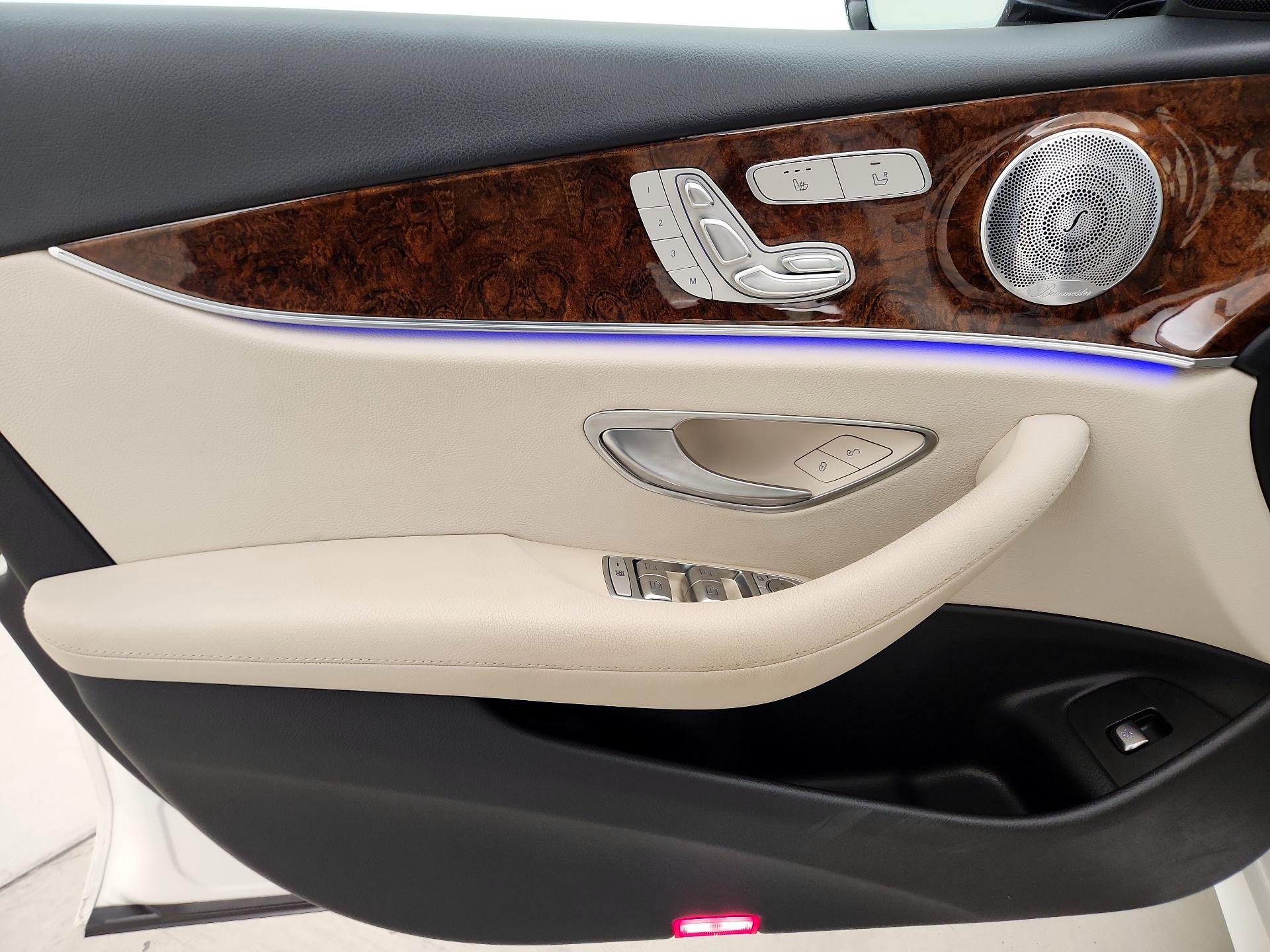 Thumbnail: 2020 Mercedes-Benz E-Class - 12
