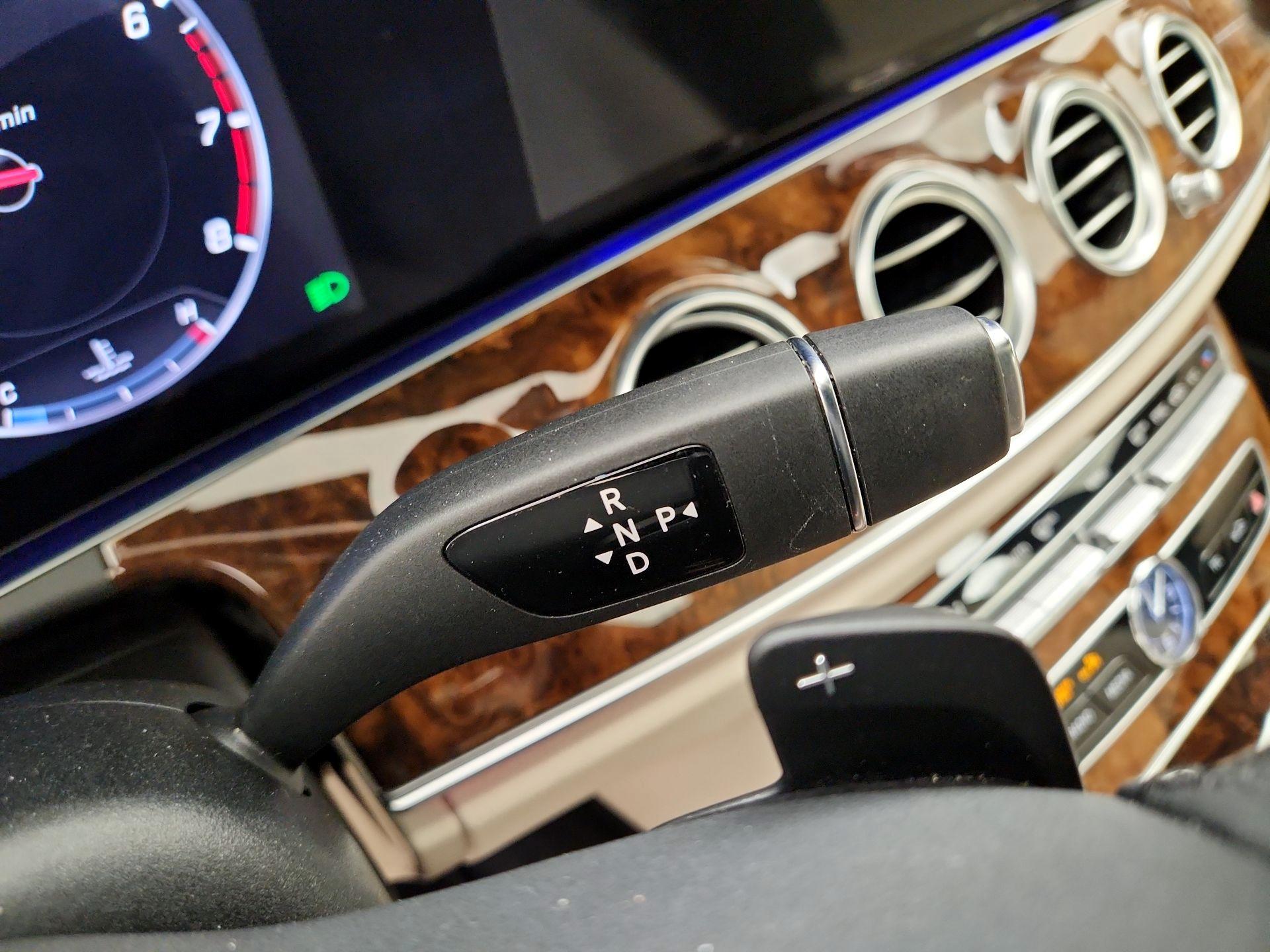 Thumbnail: 2020 Mercedes-Benz E-Class - 18