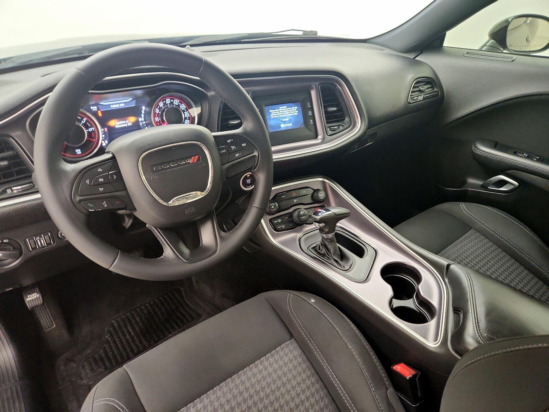 Thumbnail: 2015 Dodge Challenger - 9