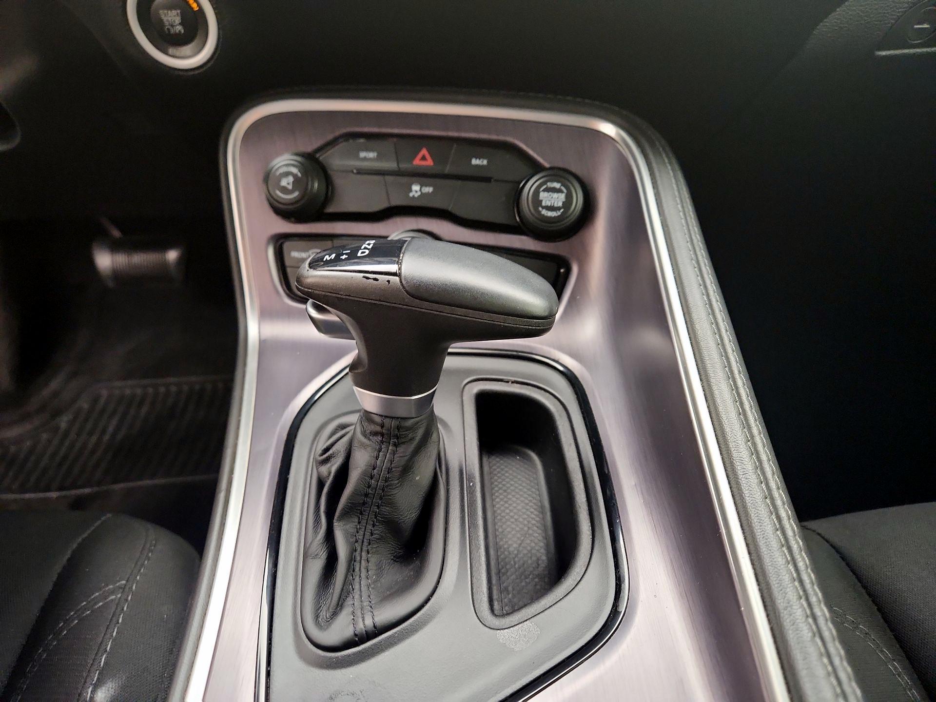 Thumbnail: 2015 Dodge Challenger - 16