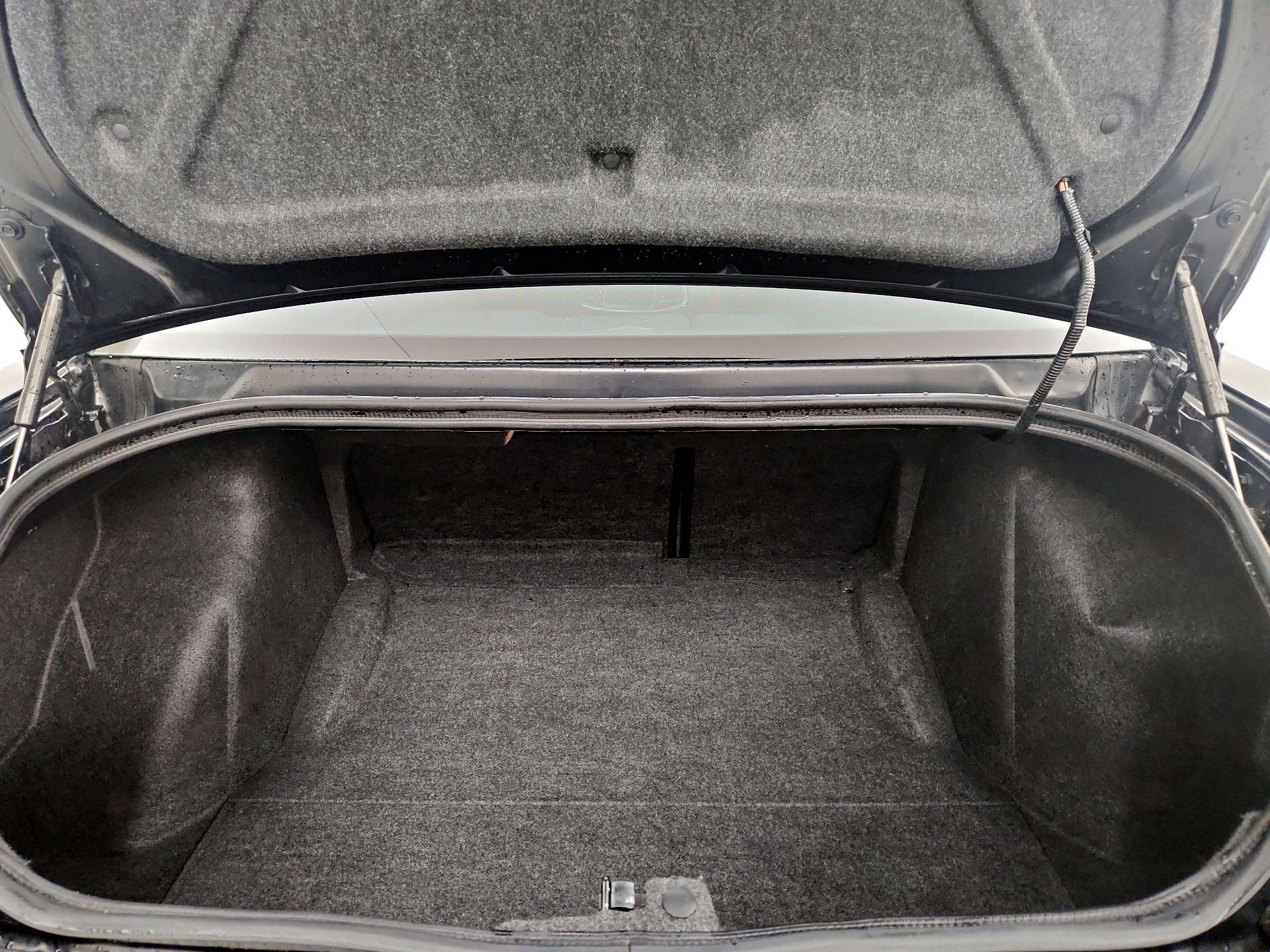 Thumbnail: 2015 Dodge Challenger - 19