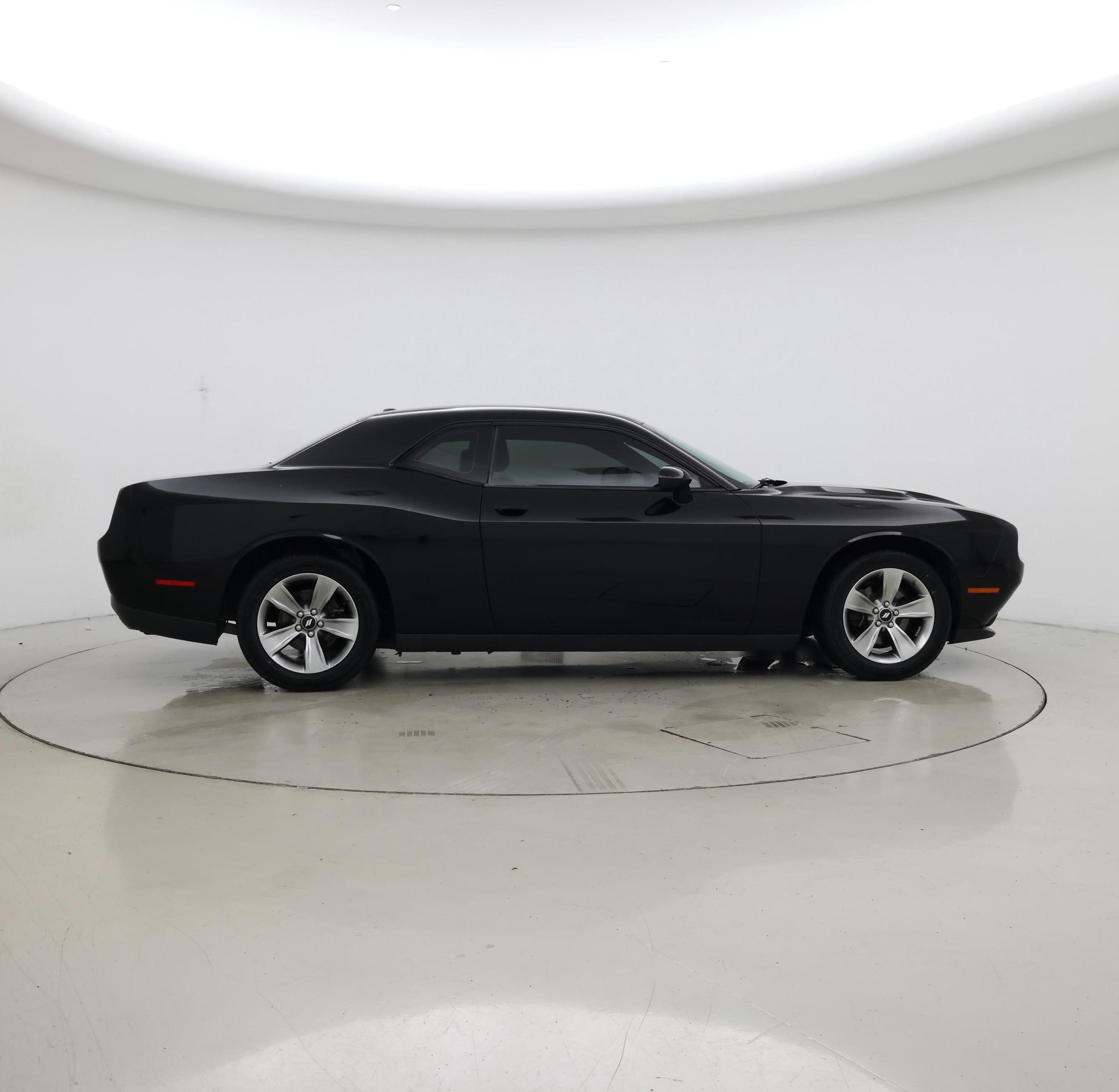 Thumbnail: 2015 Dodge Challenger - 7