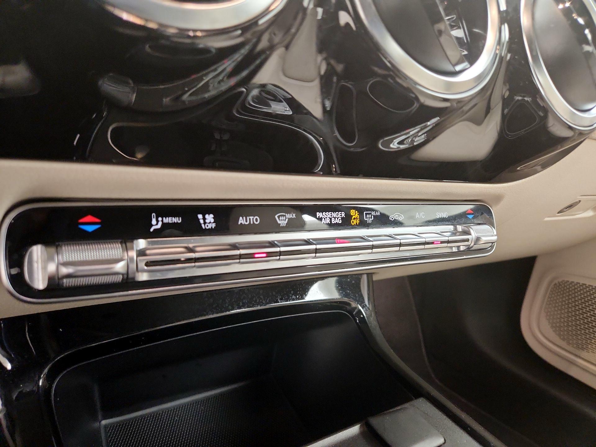 Thumbnail: 2020 Mercedes-Benz A-Class - 16