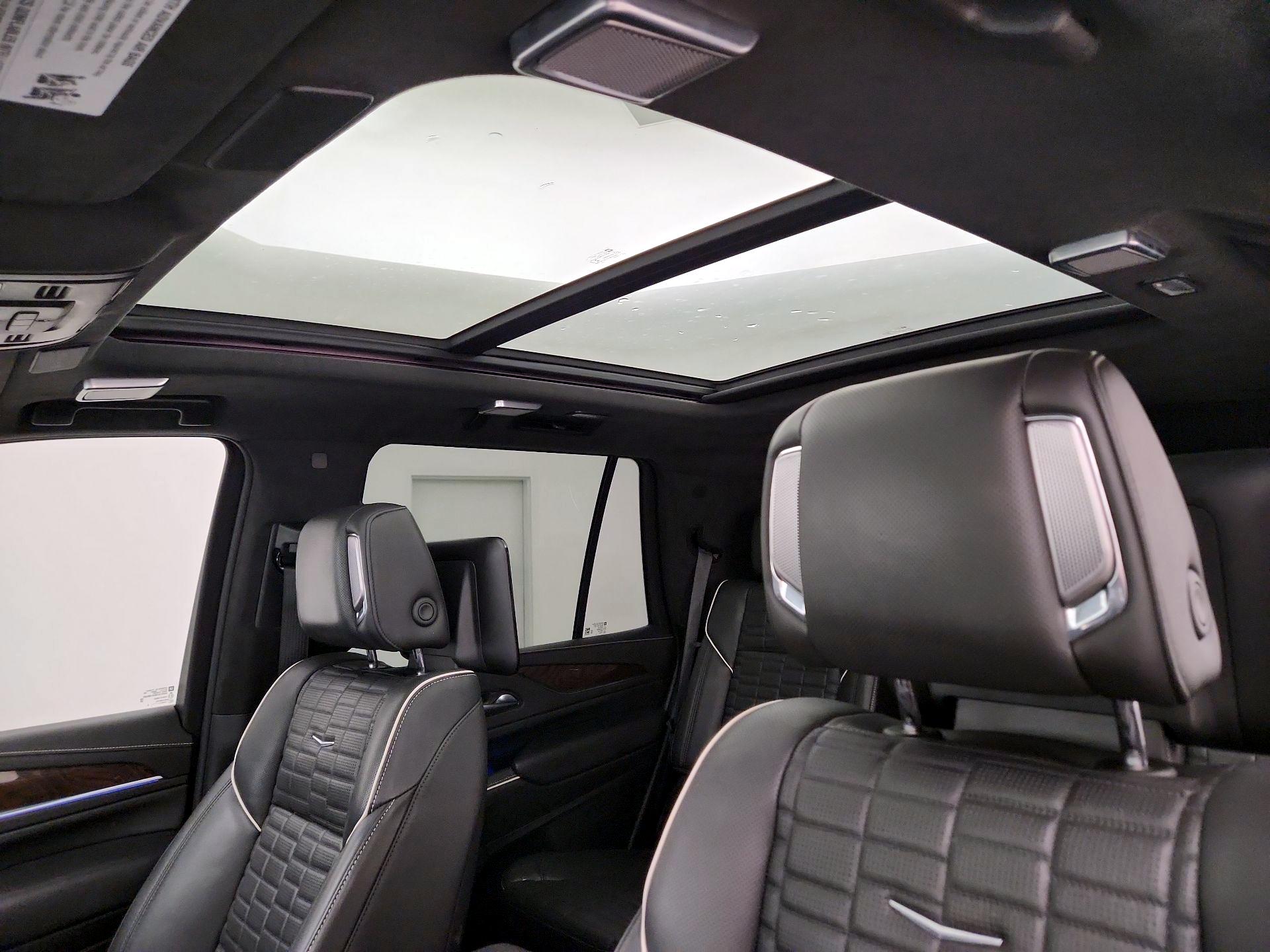 Thumbnail: 2022 Cadillac Escalade - 20