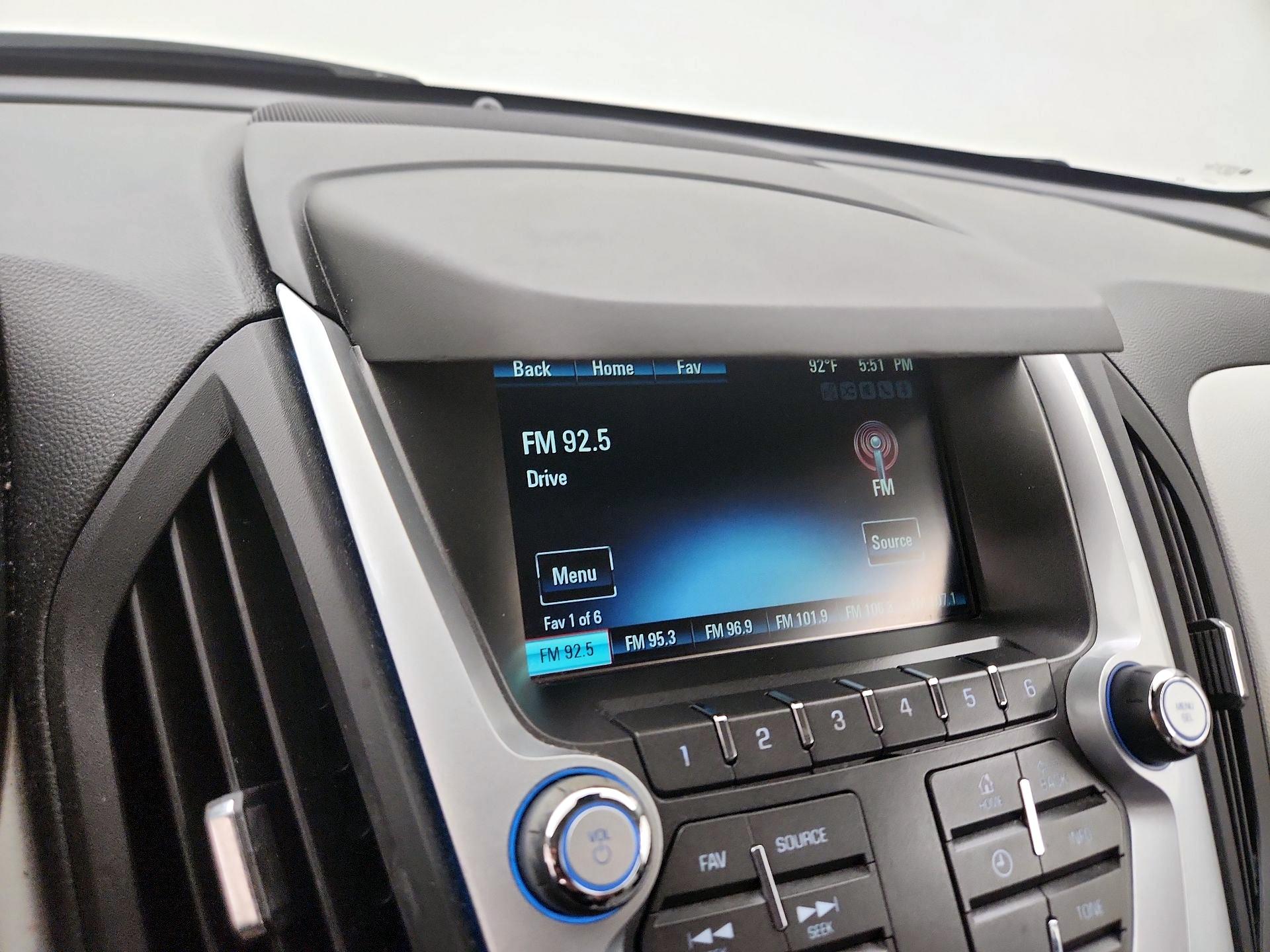 Thumbnail: 2015 Chevrolet Equinox - 15