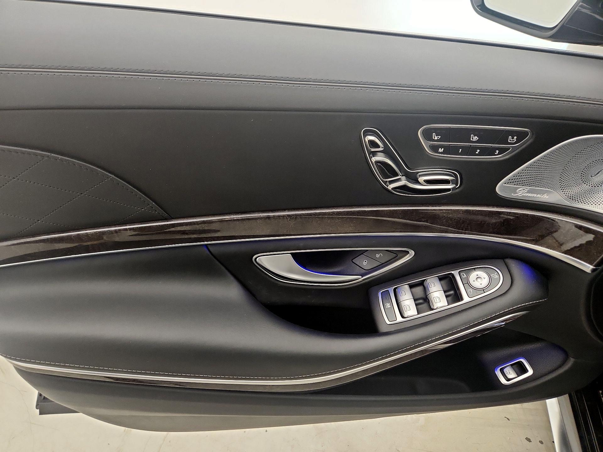 Thumbnail: 2016 Mercedes-Benz S-Class - 12