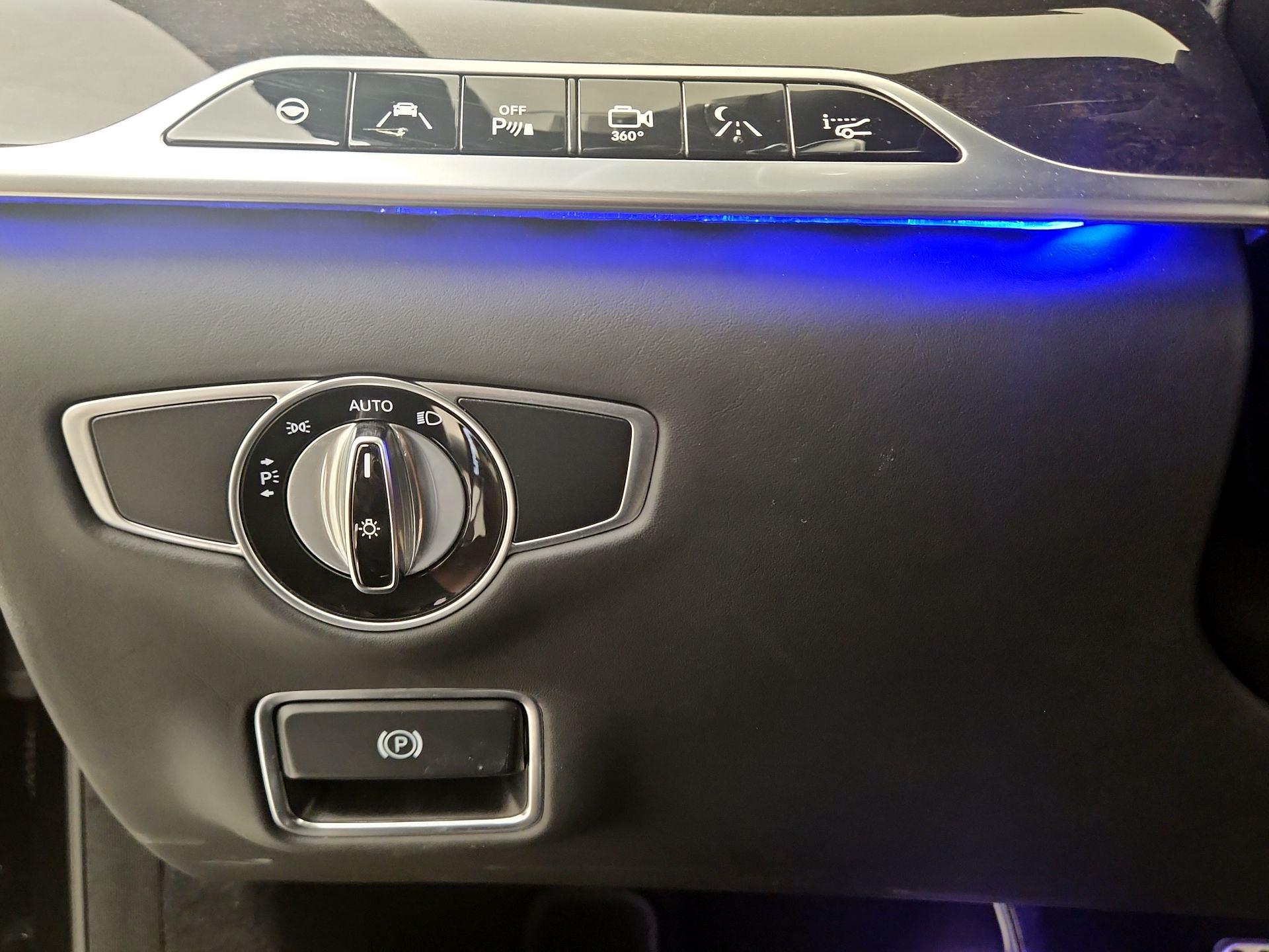 Thumbnail: 2016 Mercedes-Benz S-Class - 13