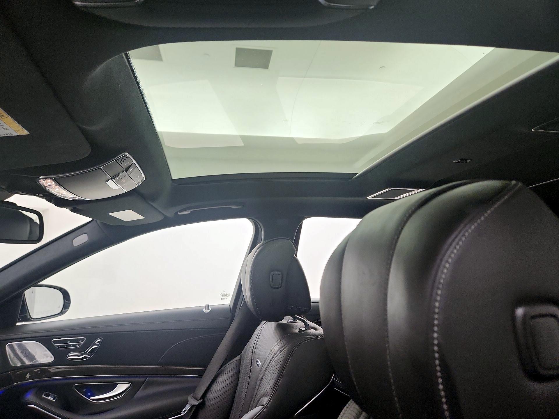 Thumbnail: 2016 Mercedes-Benz S-Class - 20
