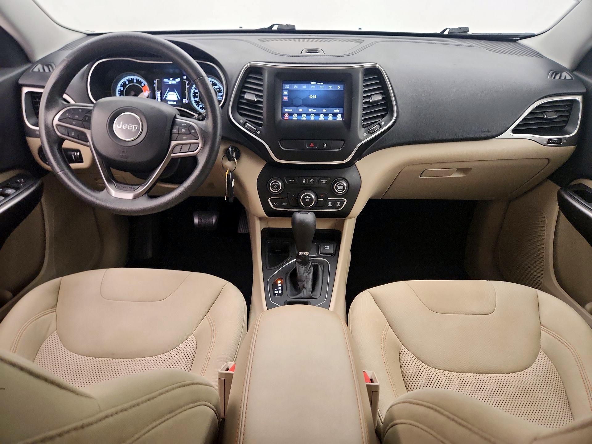 Thumbnail: 2021 Jeep Cherokee - 9