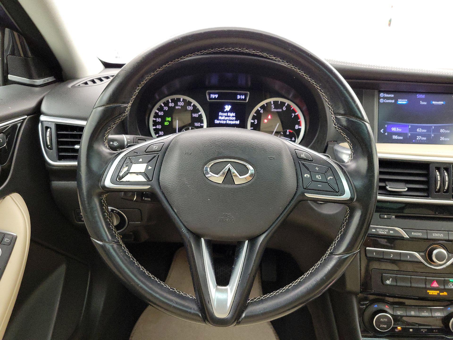 Thumbnail: 2018 INFINITI QX30 - 10