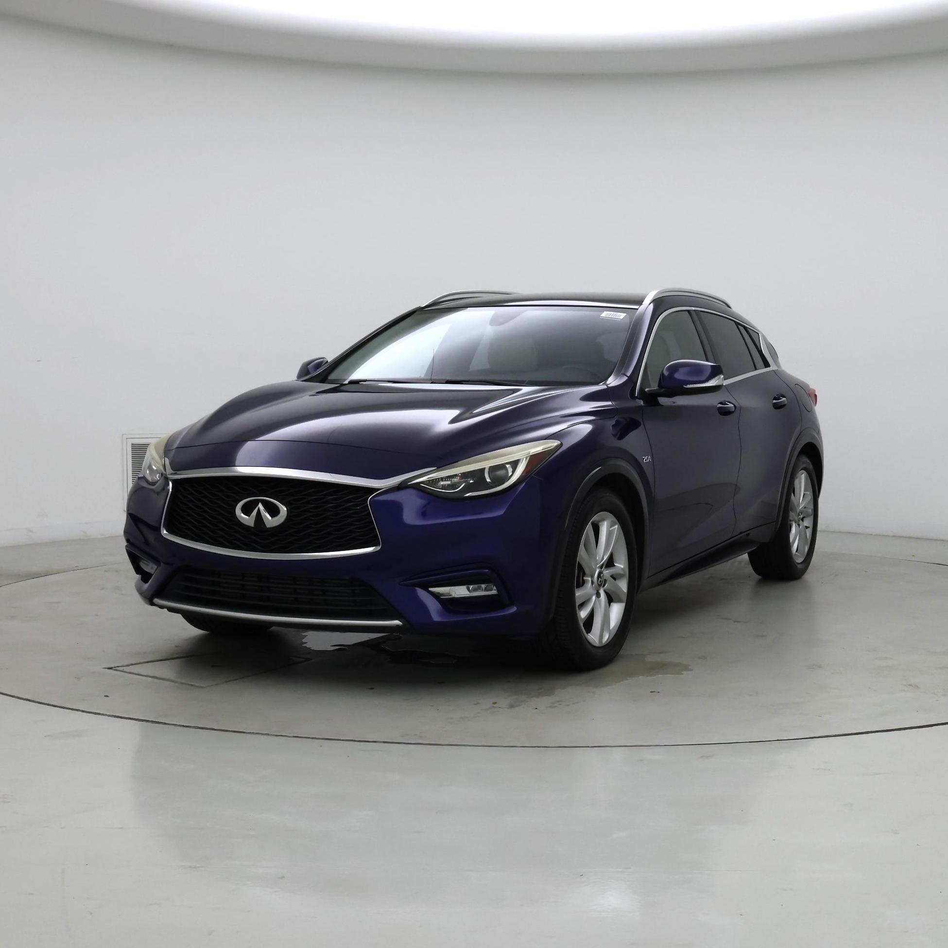 Thumbnail: 2018 INFINITI QX30 - 4