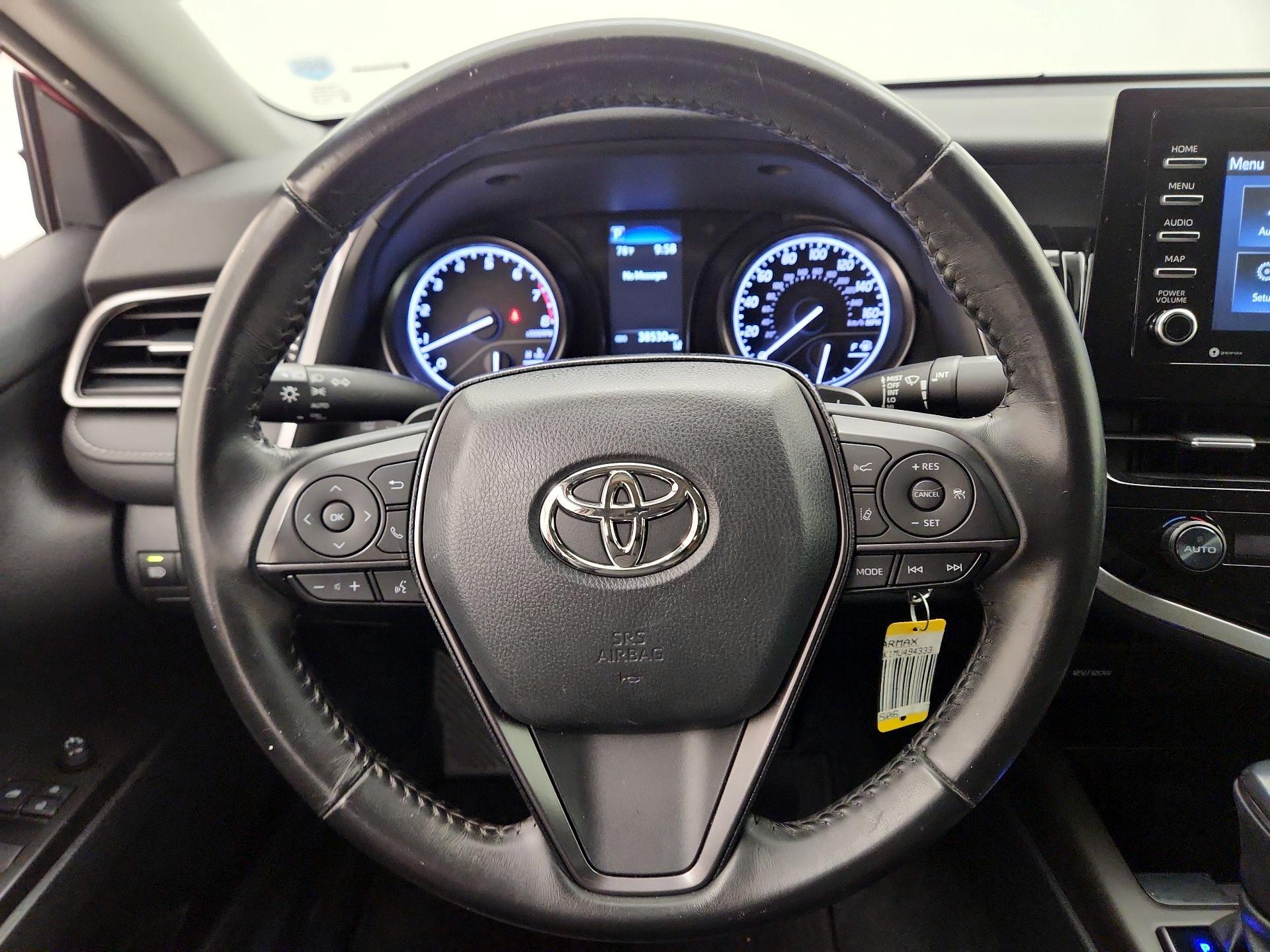 Thumbnail: 2021 Toyota Camry - 10