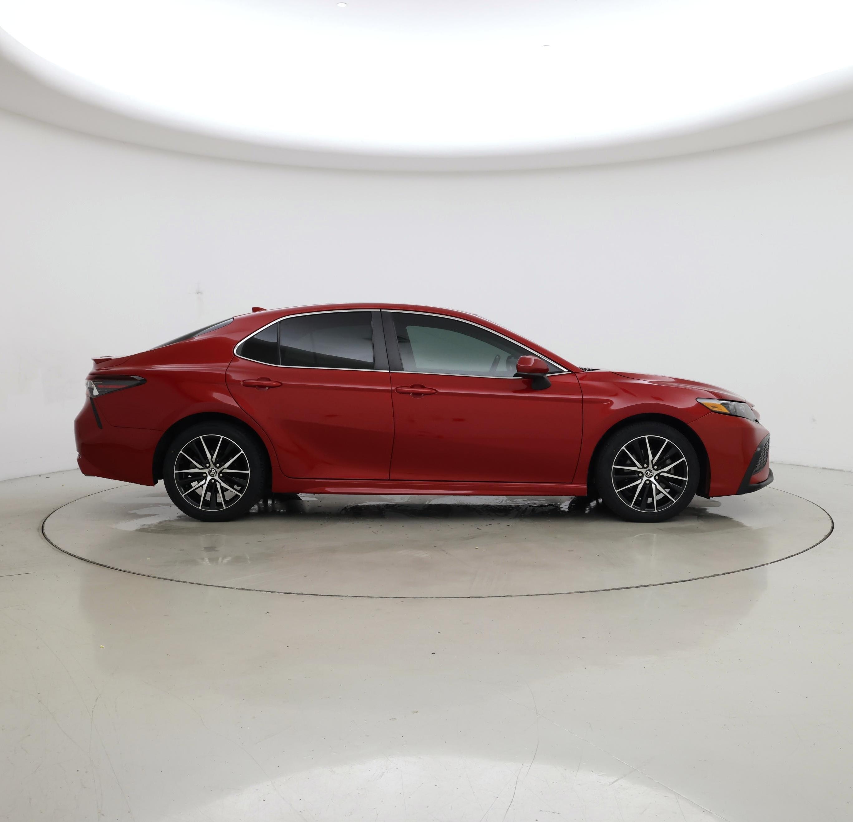 Thumbnail: 2021 Toyota Camry - 7