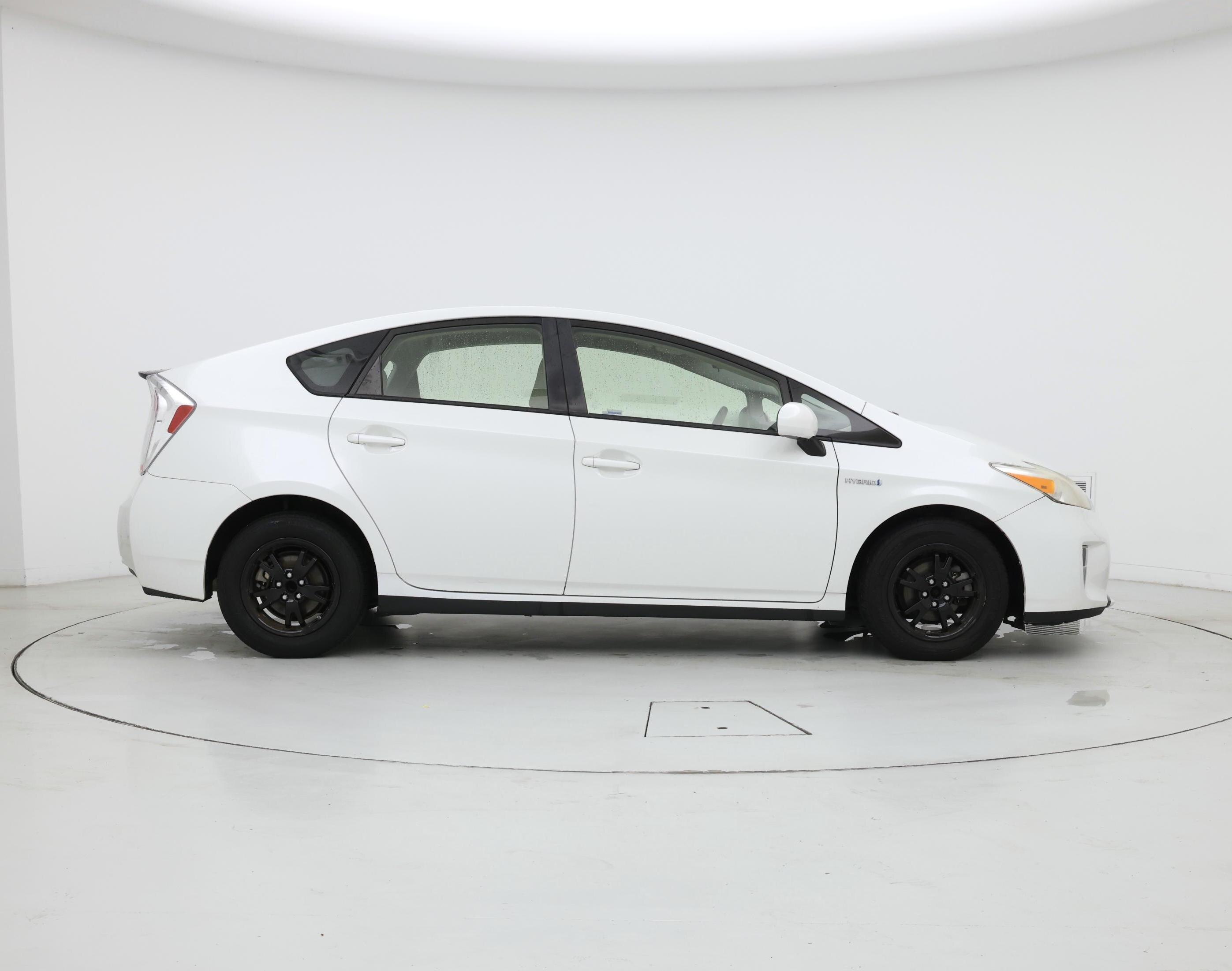 Thumbnail: 2014 Toyota Prius - 7