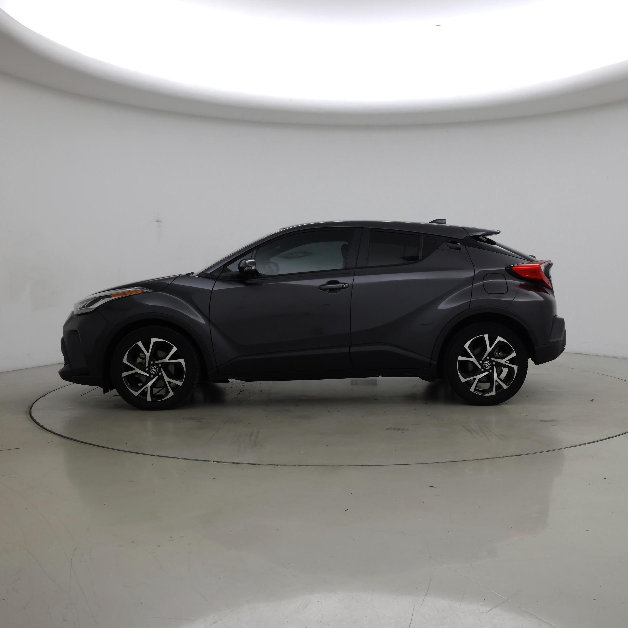 Thumbnail: 2022 Toyota C-HR - 3