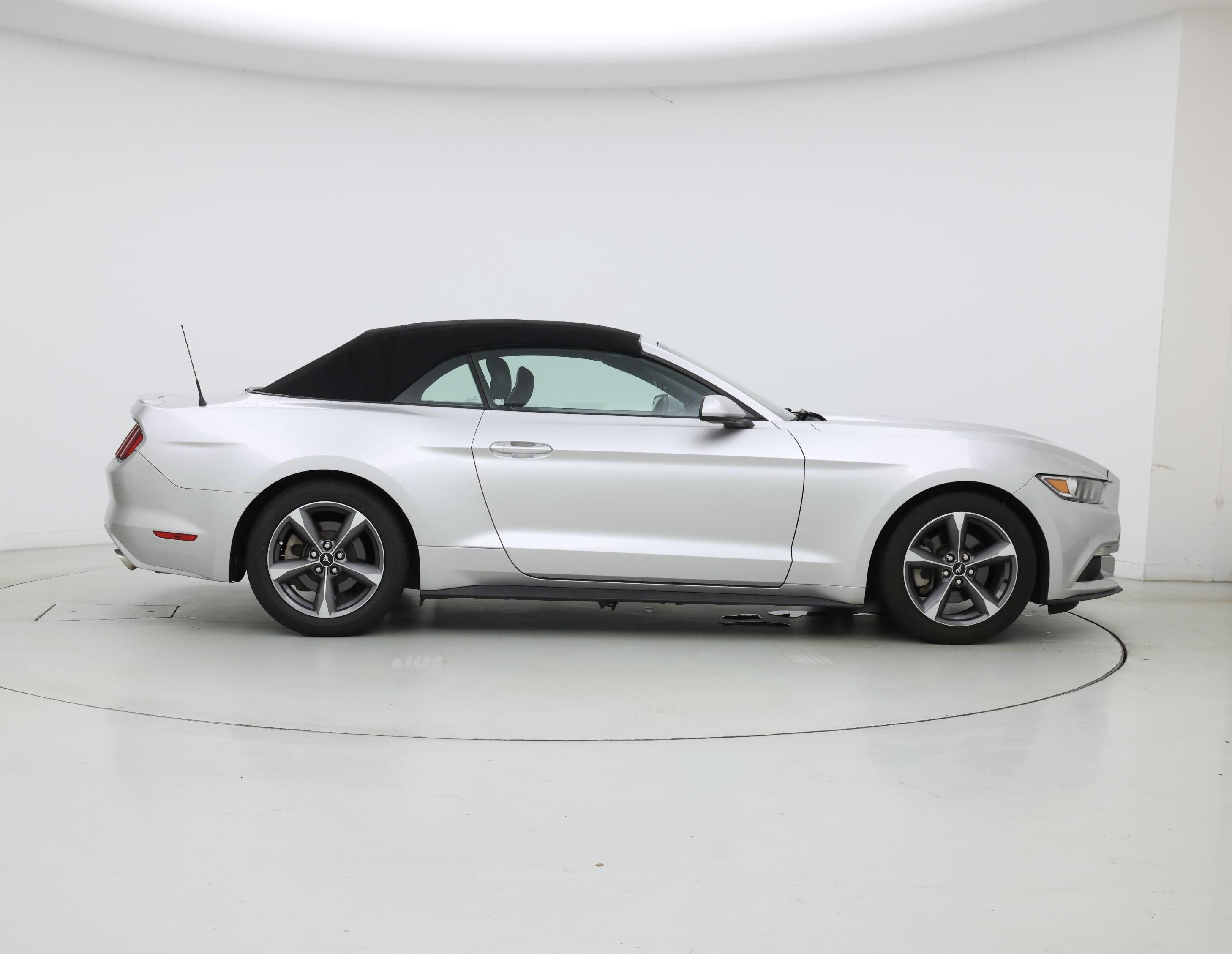 Thumbnail: 2015 Ford Mustang - 7