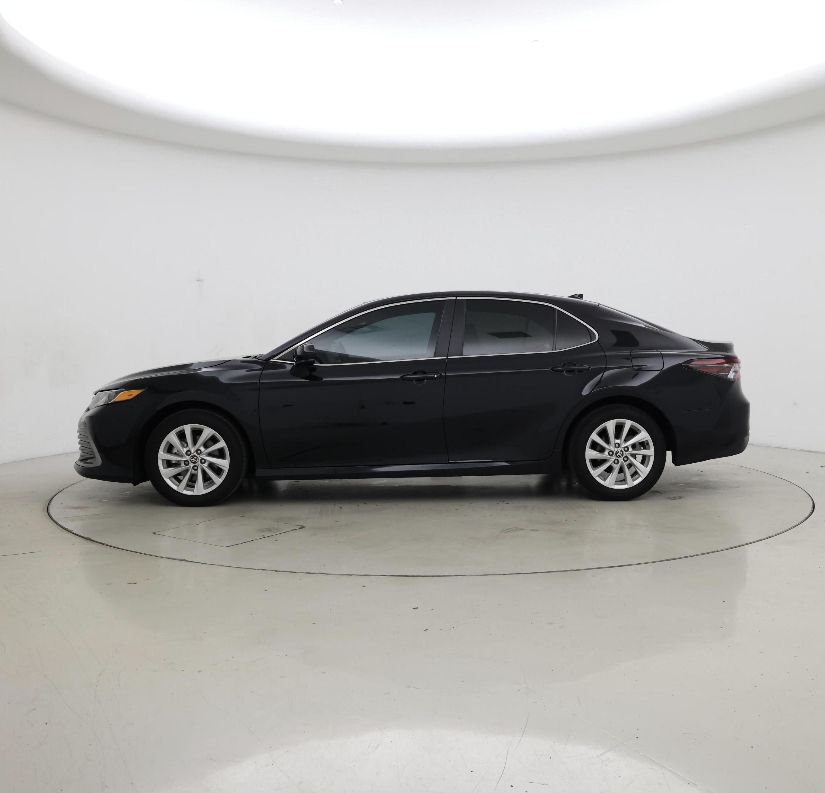 Thumbnail: 2024 Toyota Camry - 3