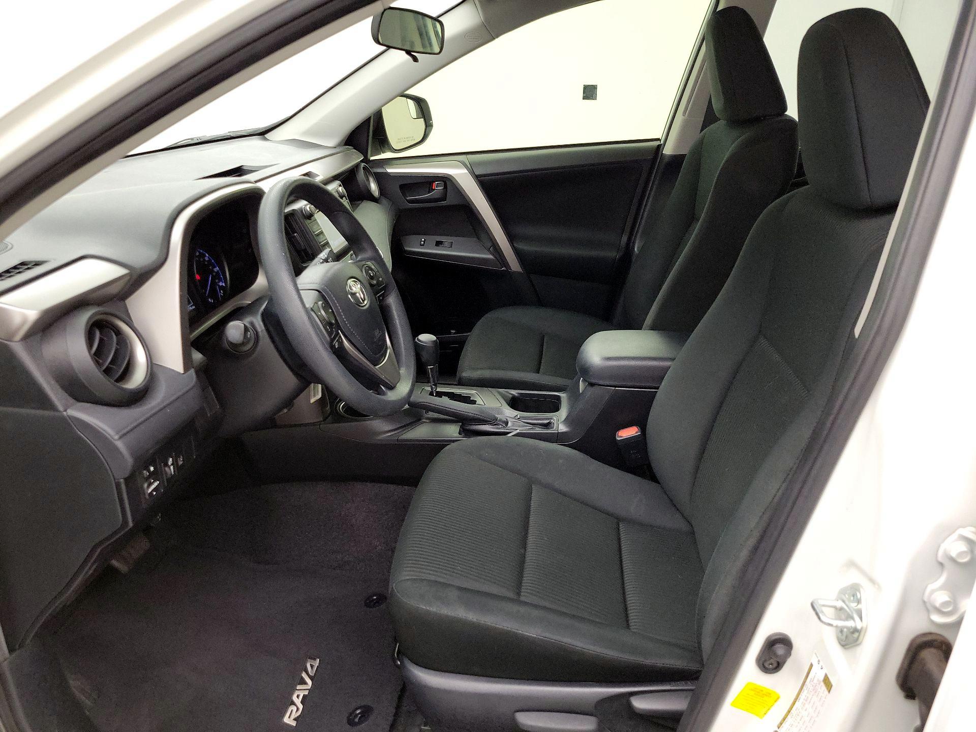 Thumbnail: 2018 Toyota RAV4 - 11