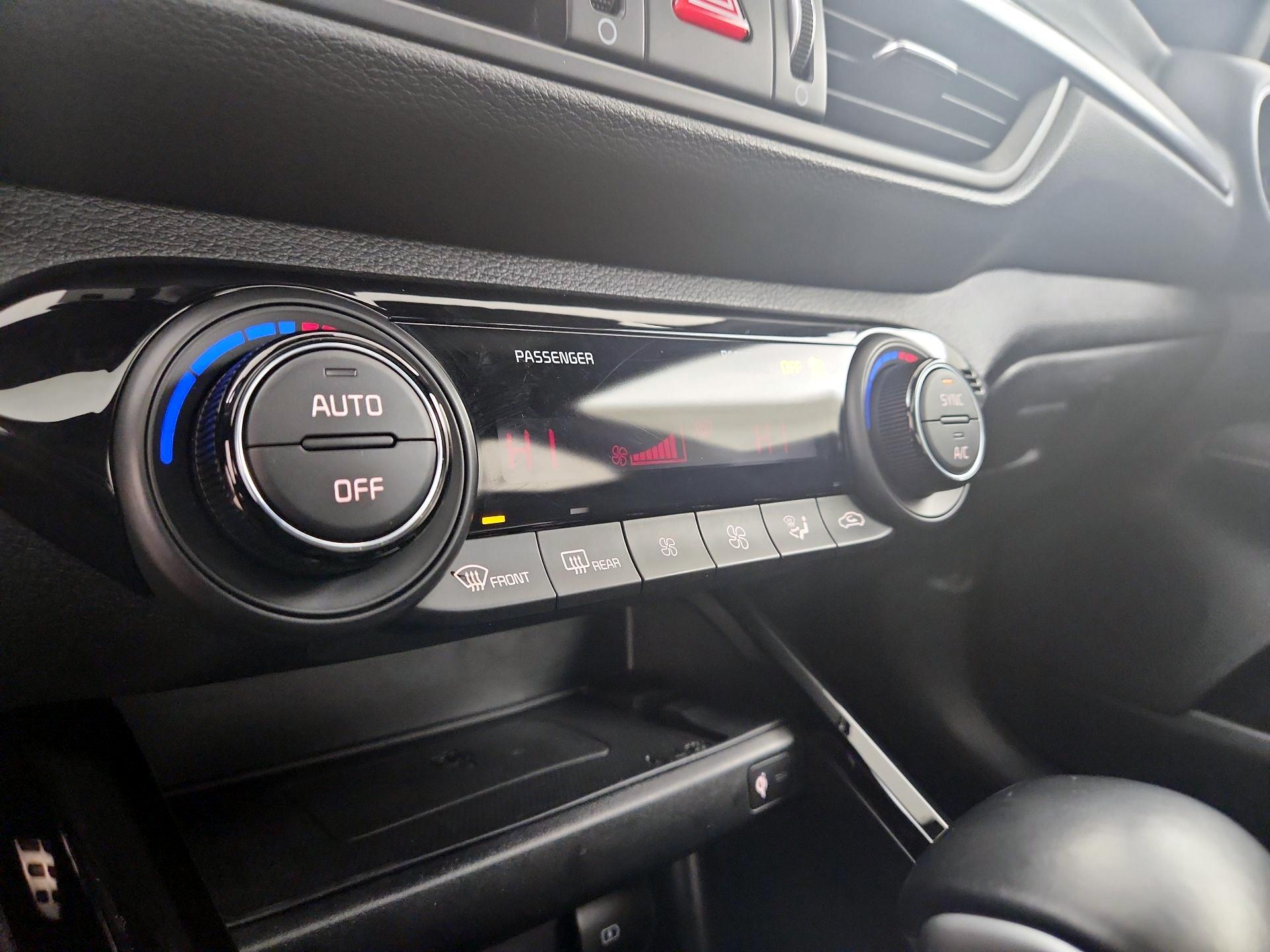 Thumbnail: 2023 Kia Forte - 17