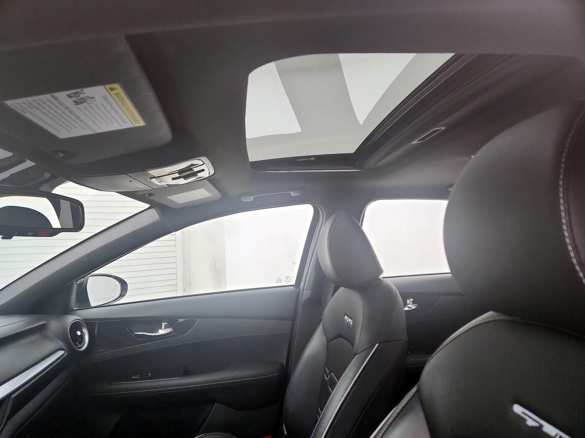 Thumbnail: 2023 Kia Forte - 20