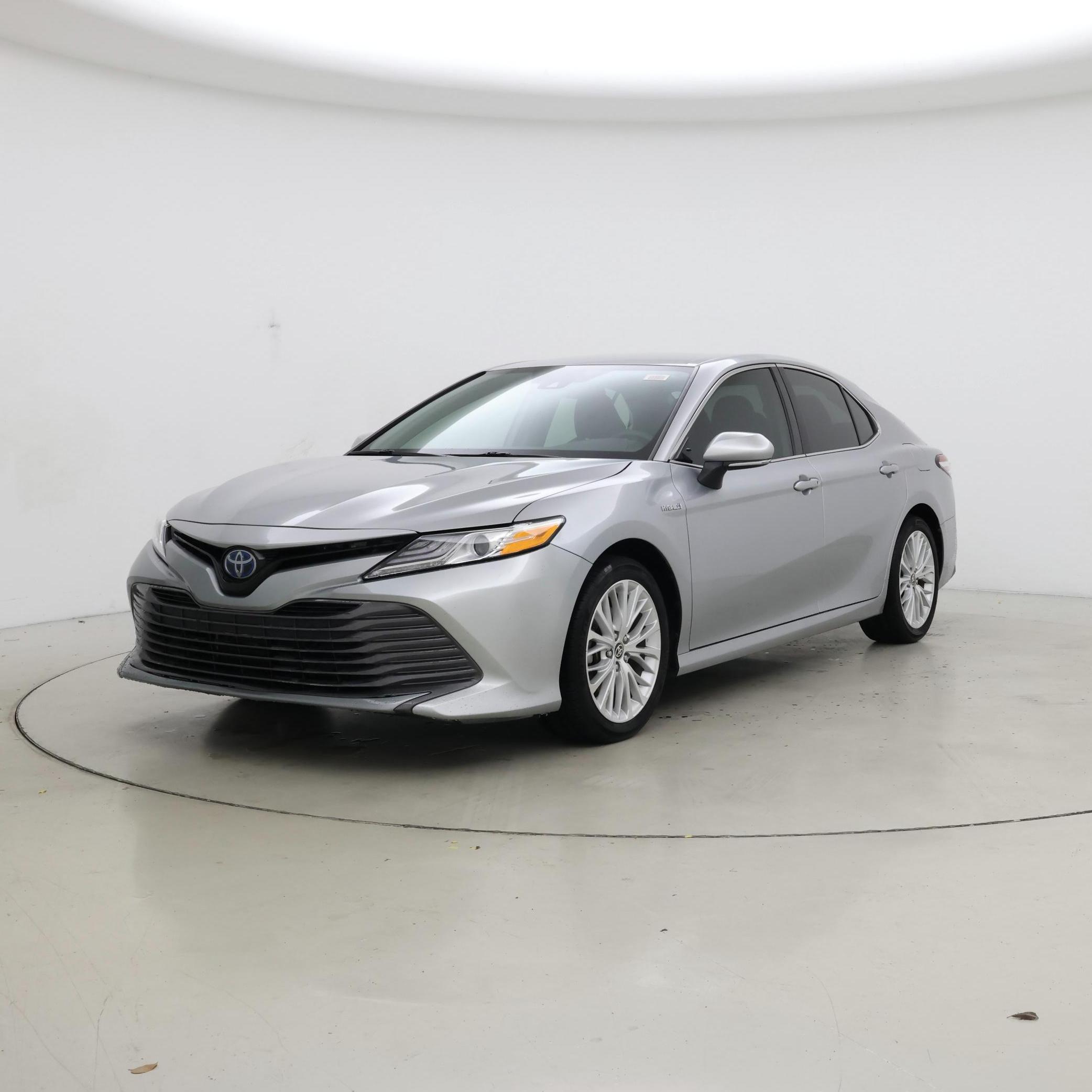 Thumbnail: 2020 Toyota Camry - 4