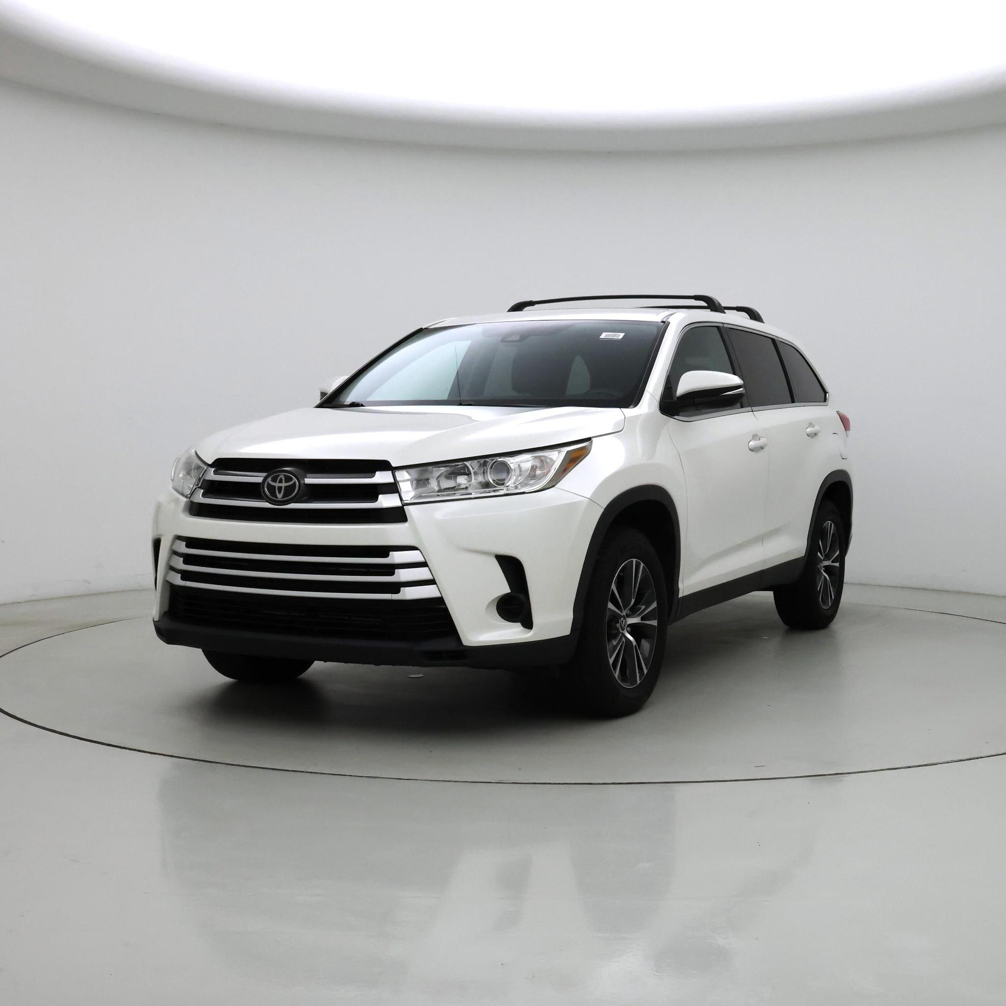 Thumbnail: 2019 Toyota Highlander - 4