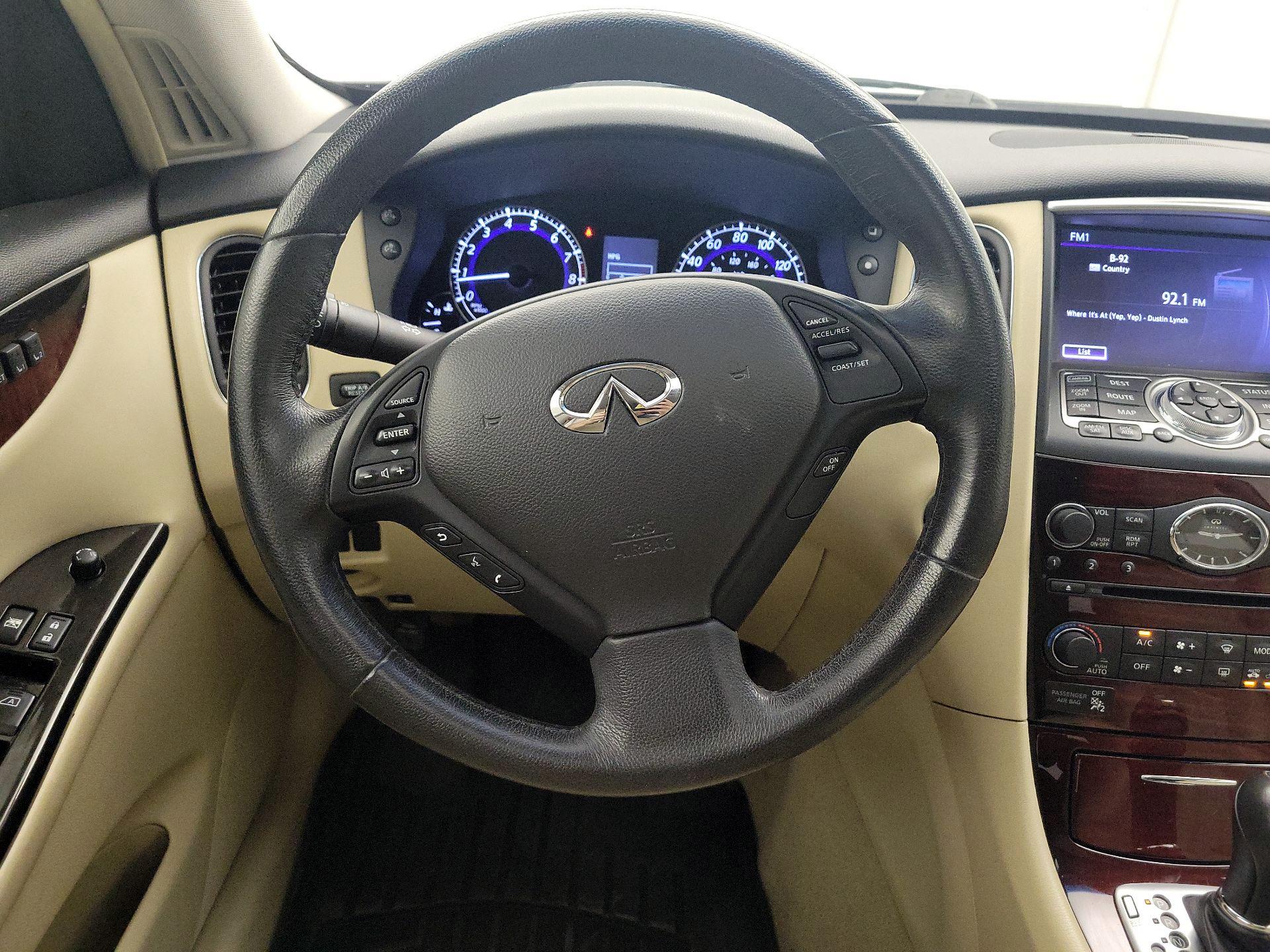 Thumbnail: 2017 INFINITI QX50 - 10