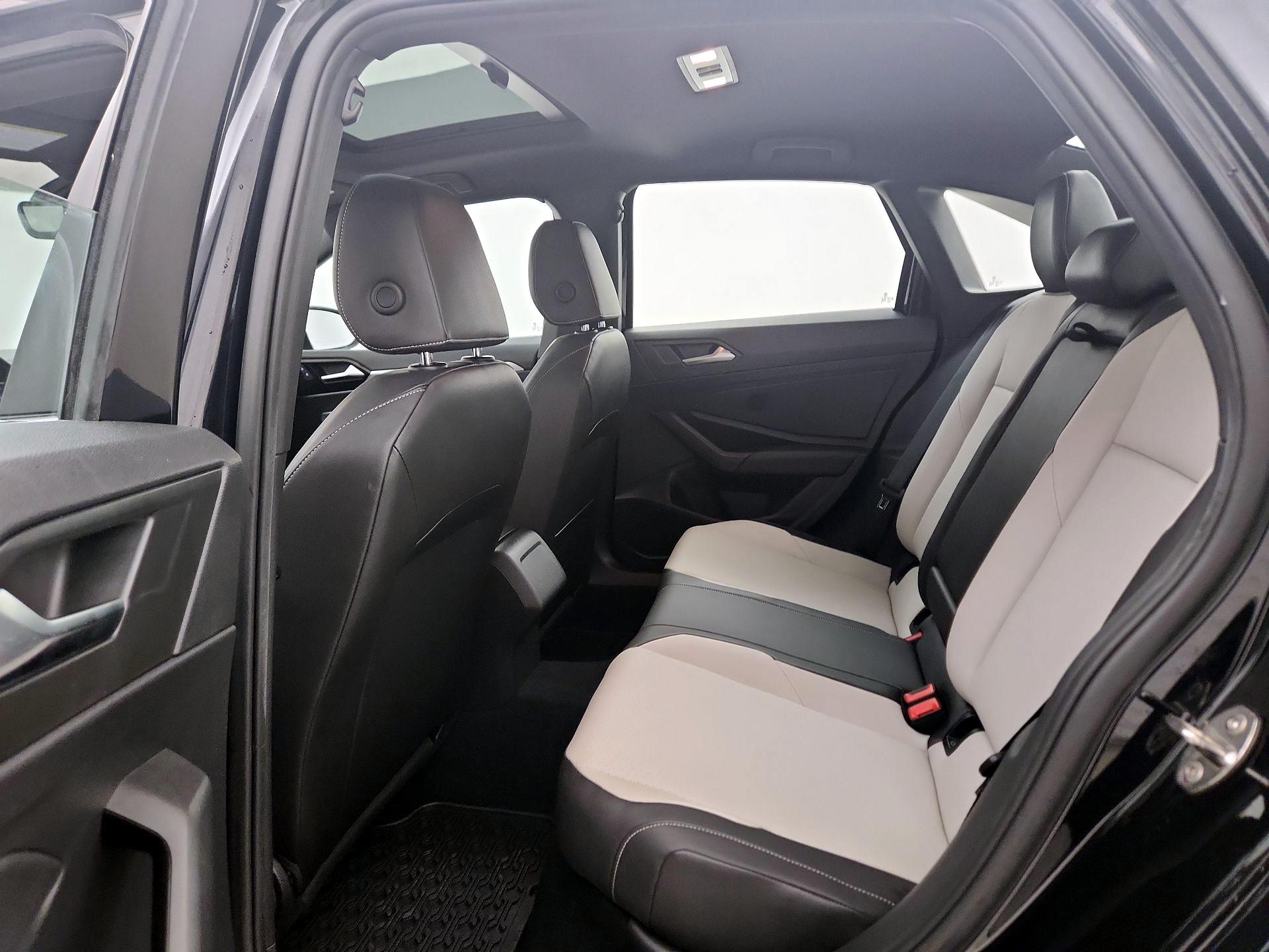 Thumbnail: 2019 Volkswagen Jetta - 20