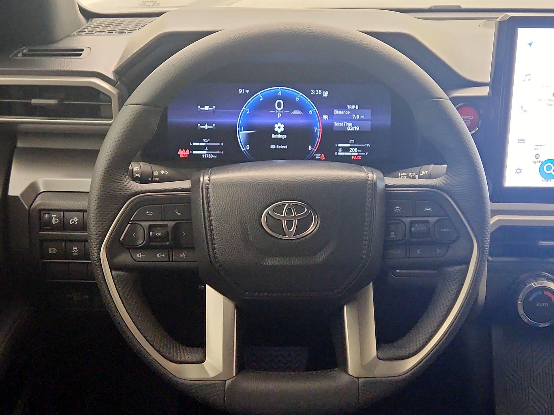 Thumbnail: 2024 Toyota Tacoma - 10