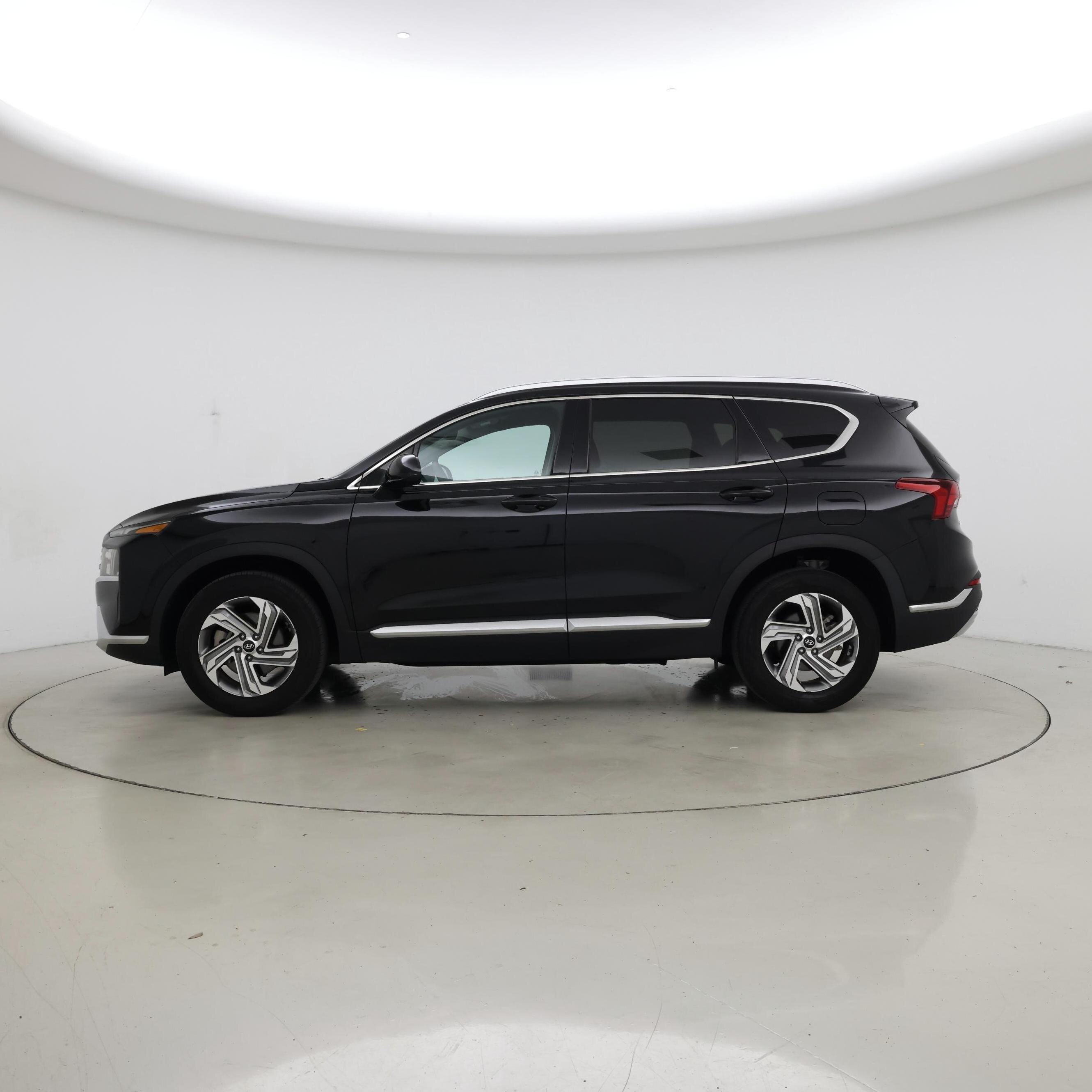 Thumbnail: 2022 Hyundai Santa Fe - 3