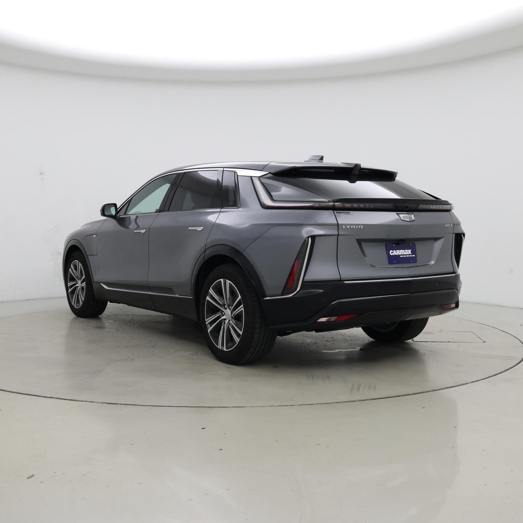 Thumbnail: 2023 Cadillac Lyriq - 2