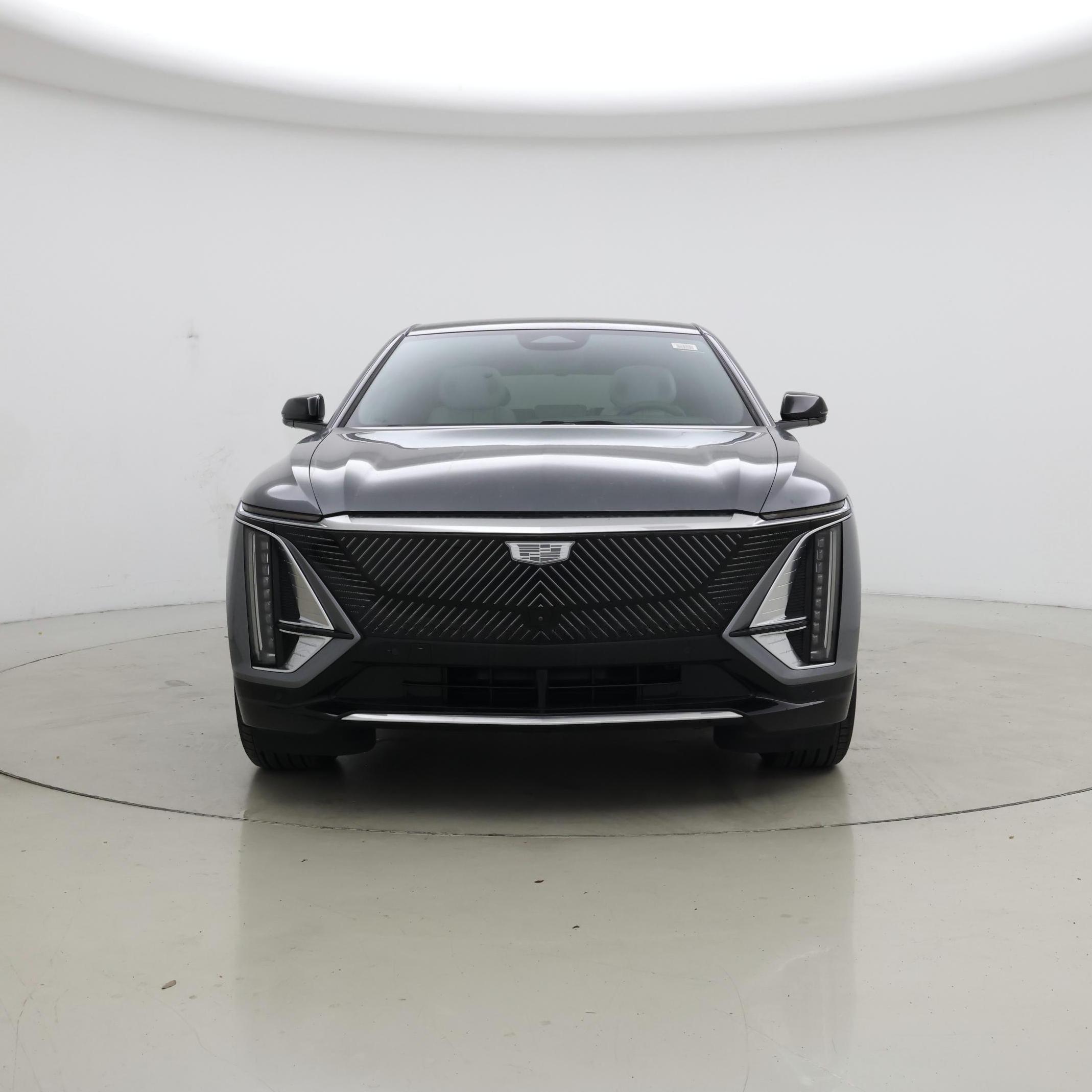 Thumbnail: 2023 Cadillac Lyriq - 5