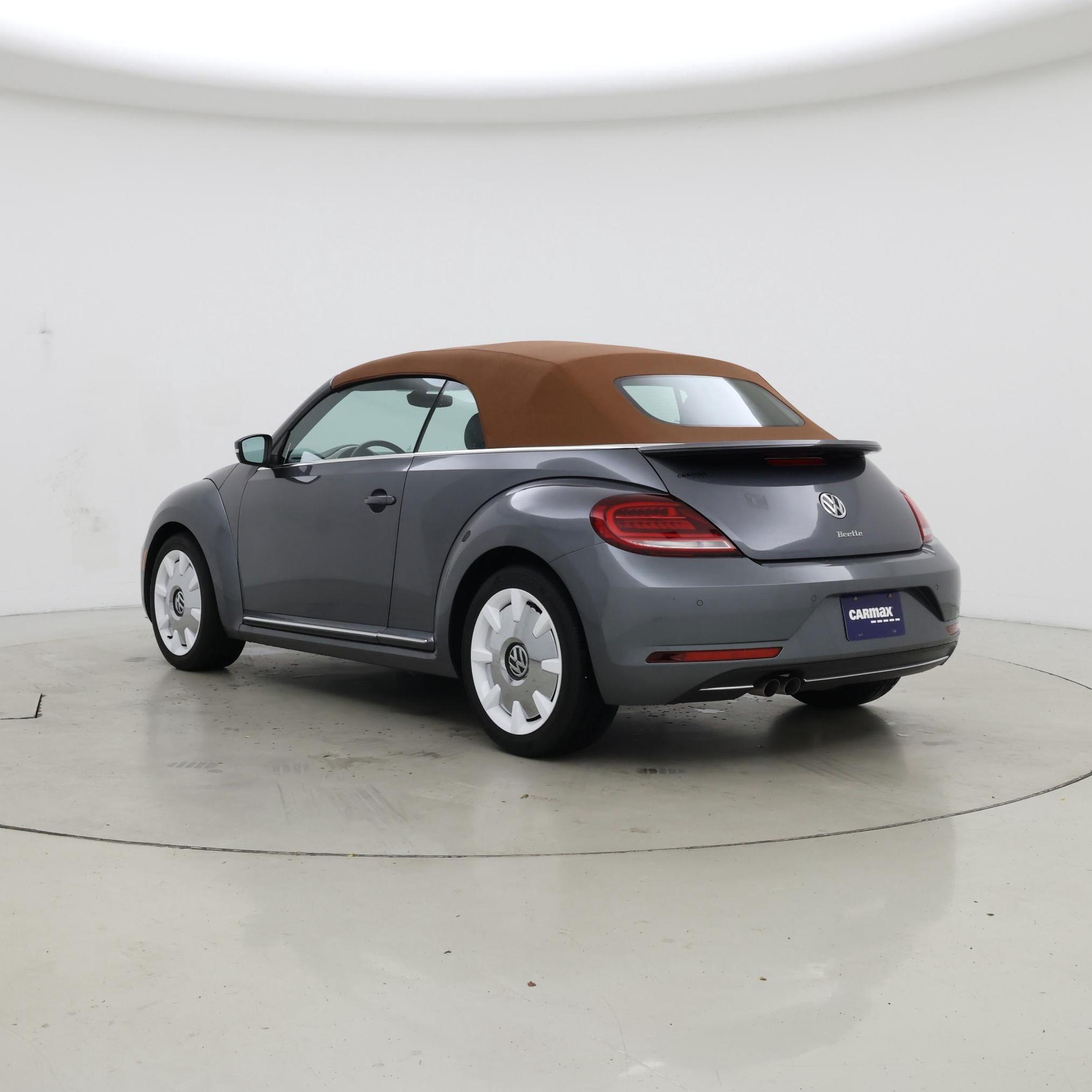 Thumbnail: 2019 Volkswagen Beetle - 2
