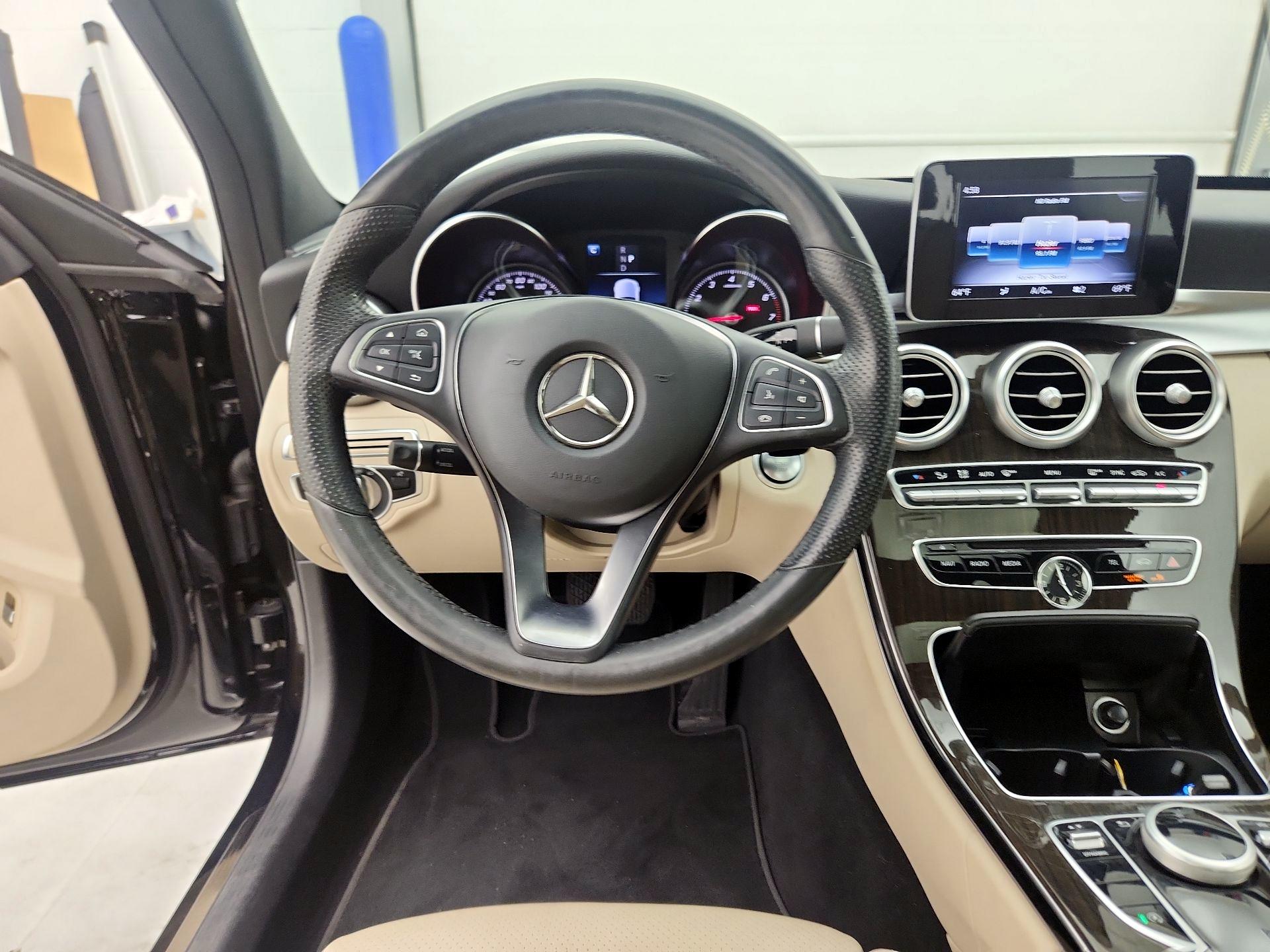 Thumbnail: 2018 Mercedes-Benz C-Class - 10