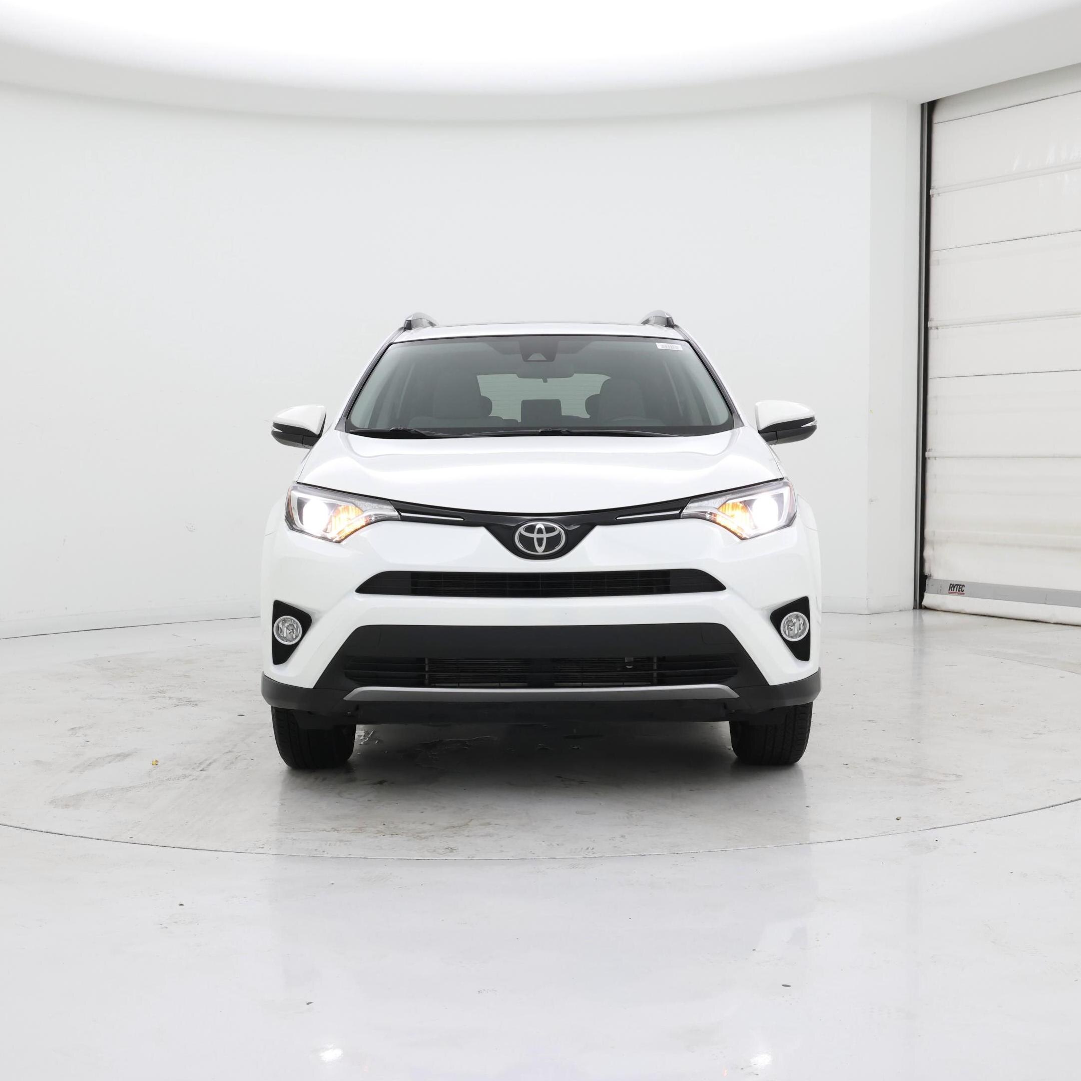 Thumbnail: 2018 Toyota RAV4 - 5