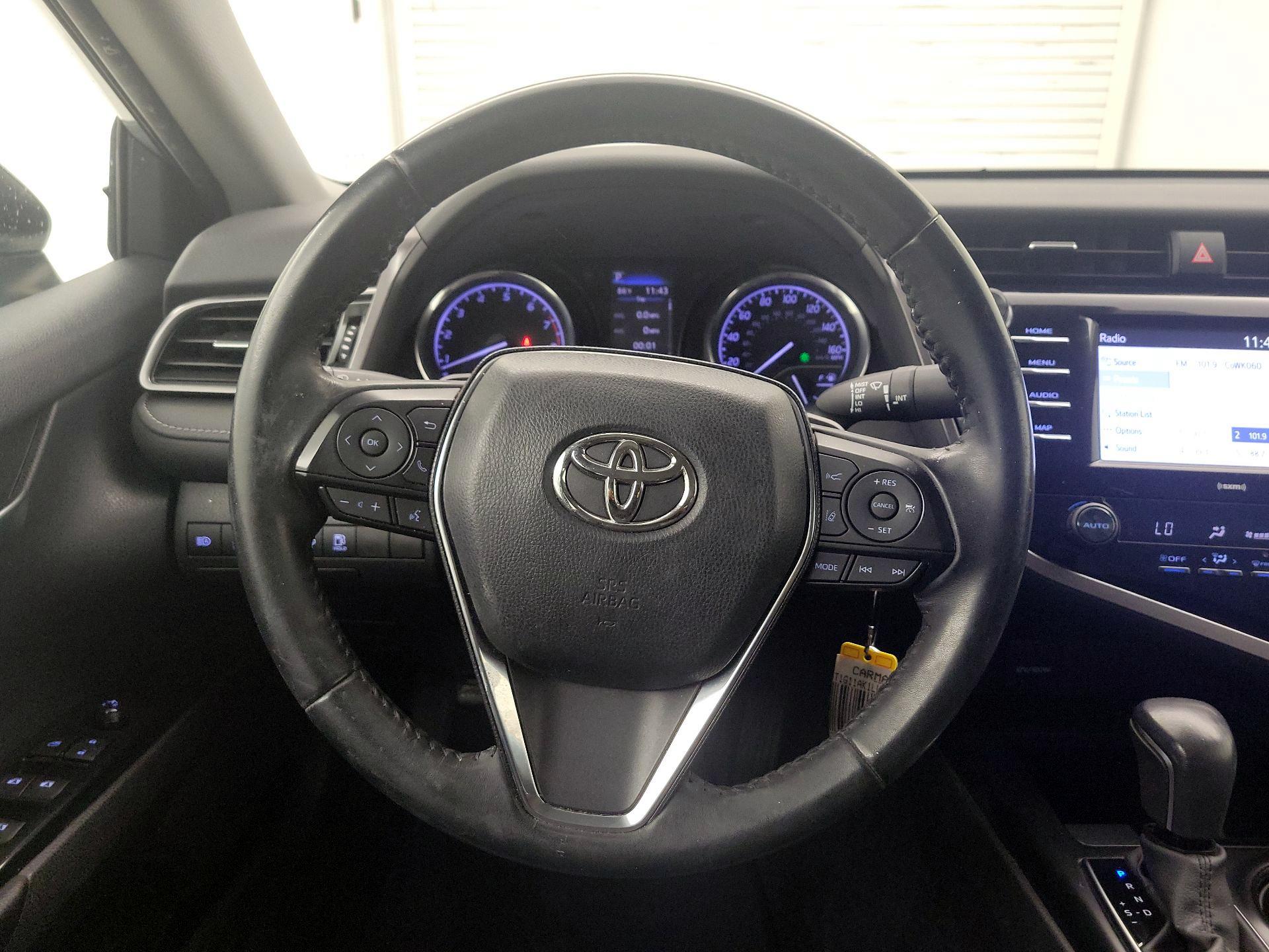 Thumbnail: 2020 Toyota Camry - 10