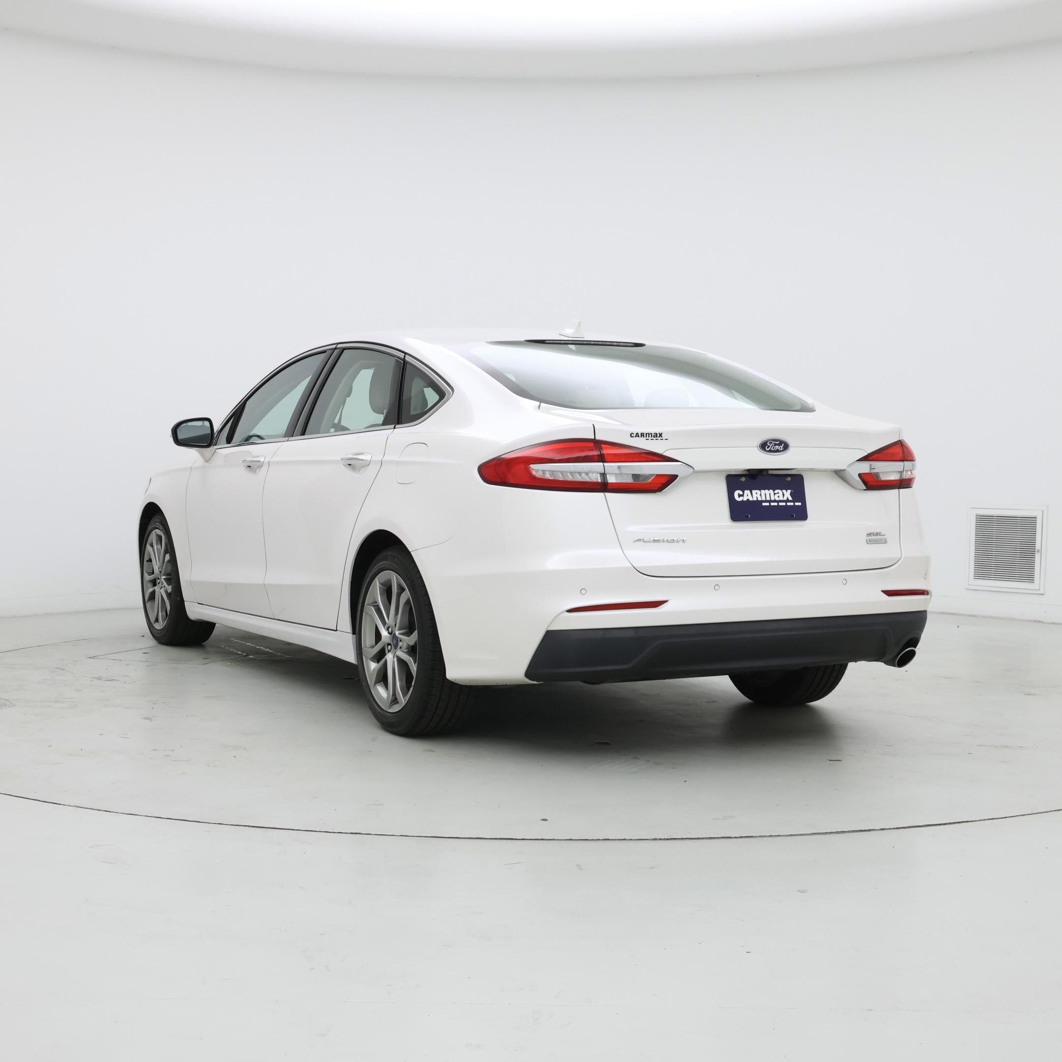Thumbnail: 2019 Ford Fusion - 2