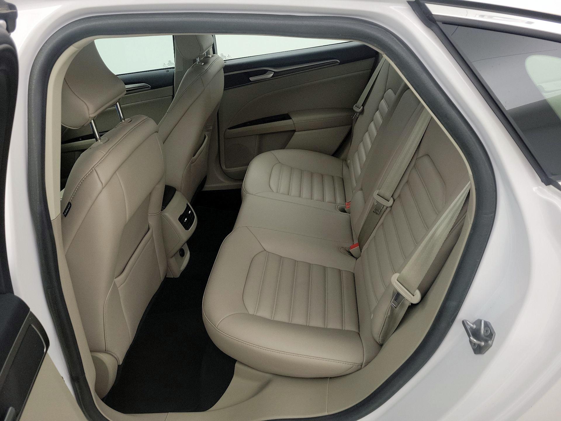 Thumbnail: 2019 Ford Fusion - 20