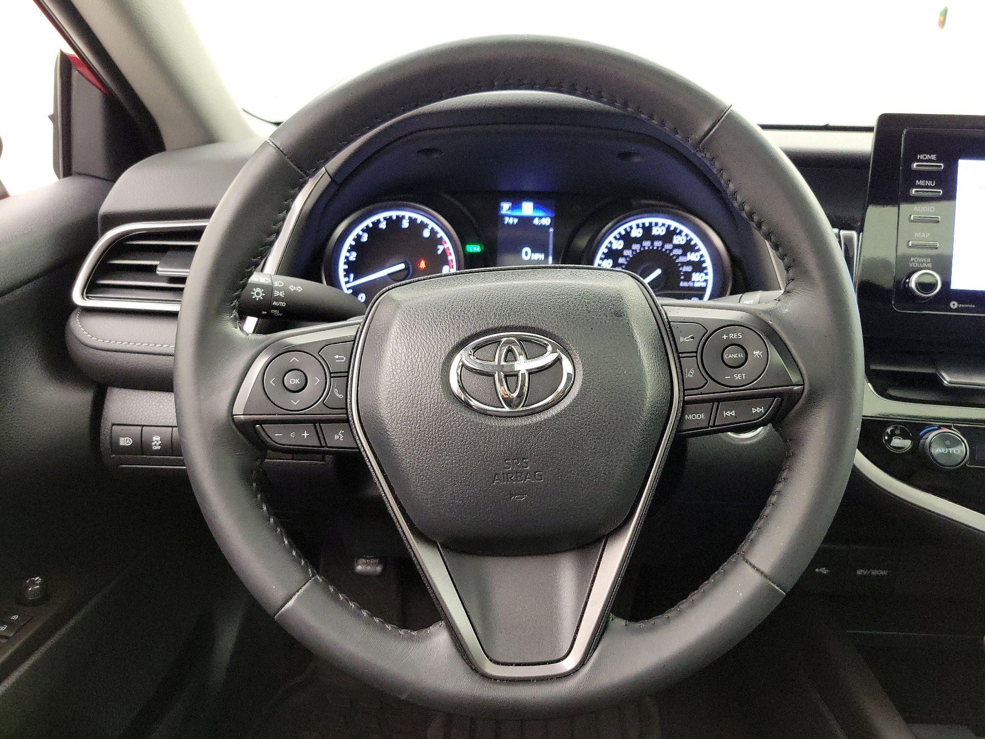 Thumbnail: 2024 Toyota Camry - 10