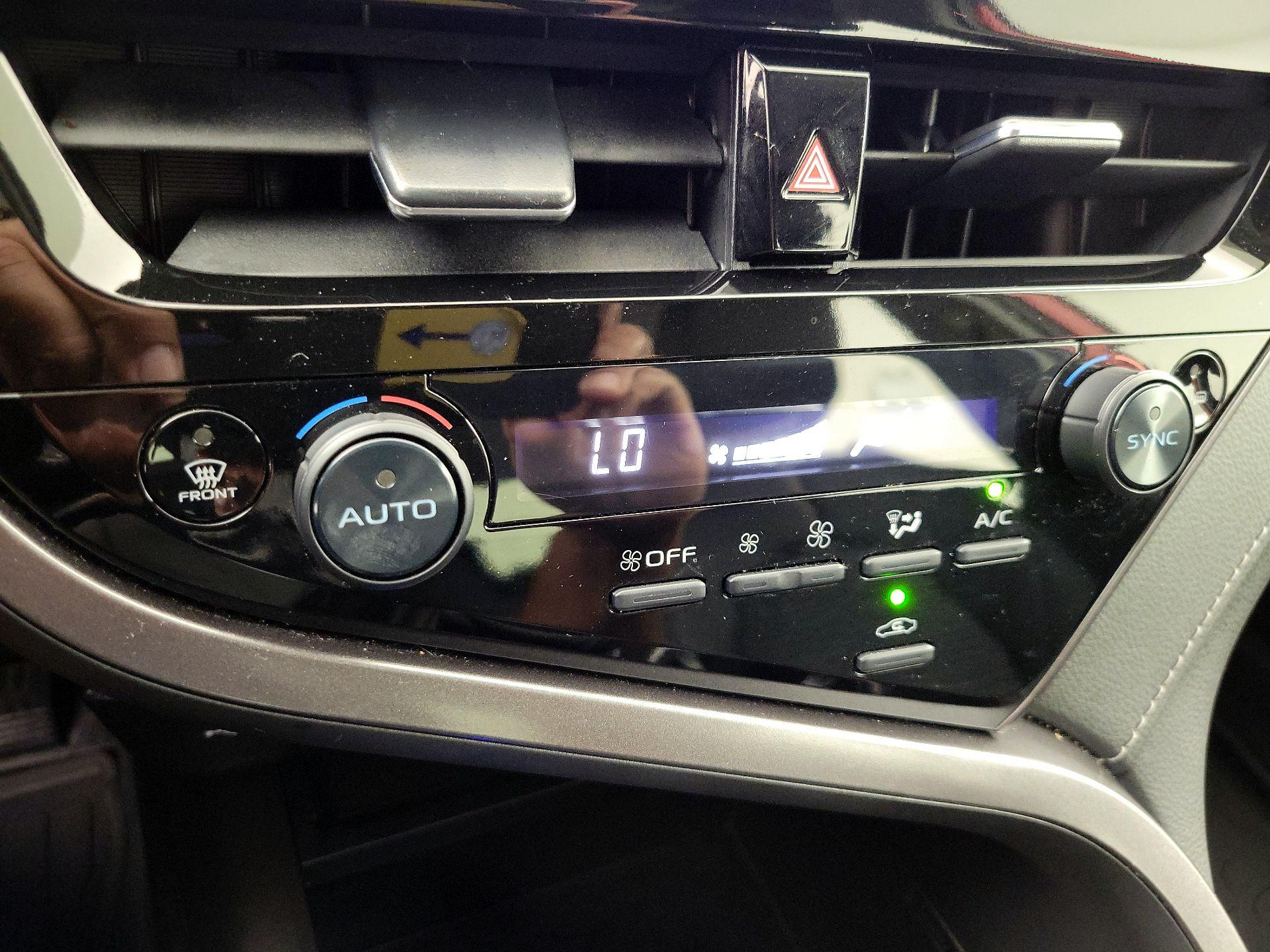 Thumbnail: 2024 Toyota Camry - 16