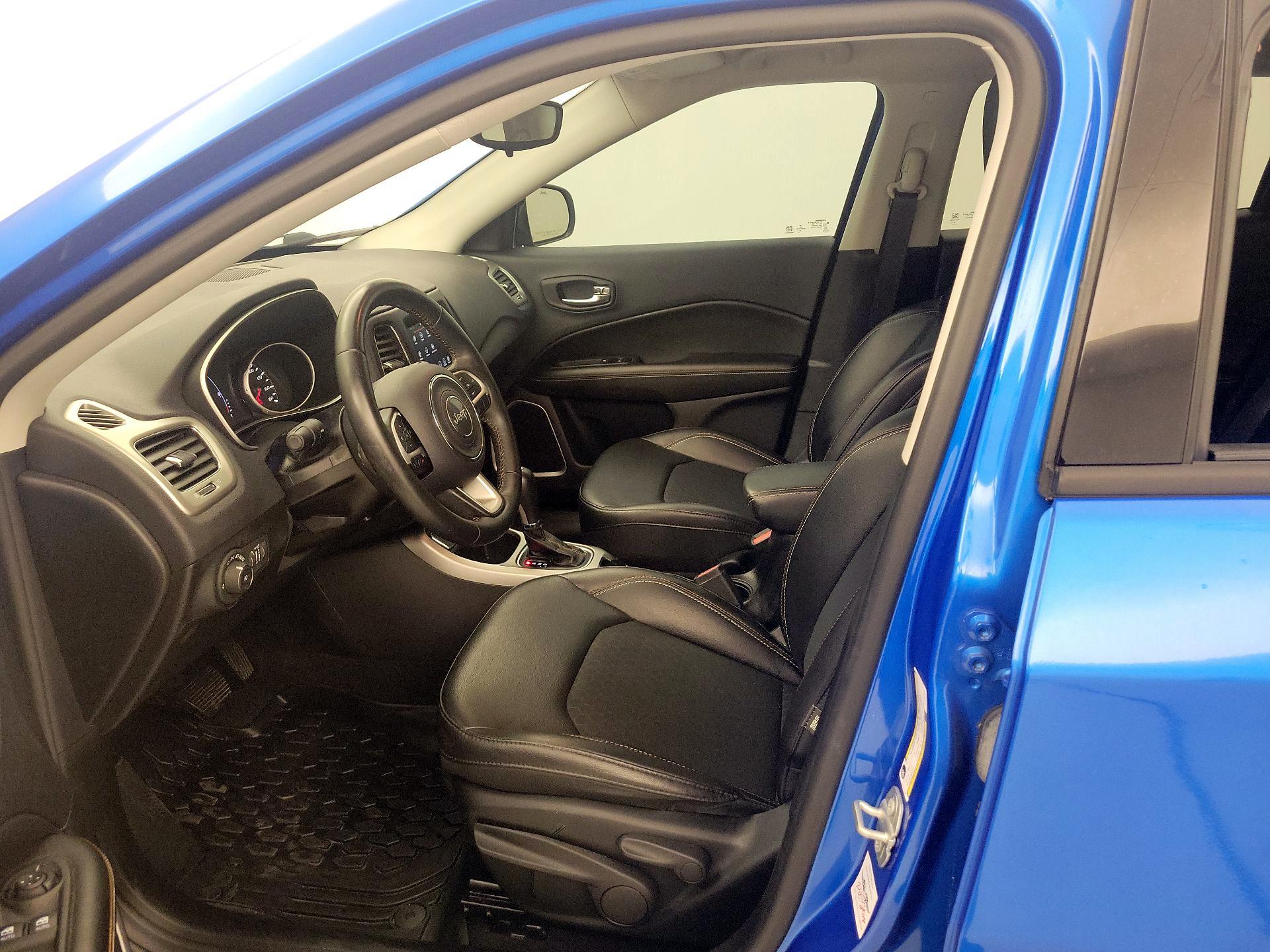 Thumbnail: 2019 Jeep Compass - 11
