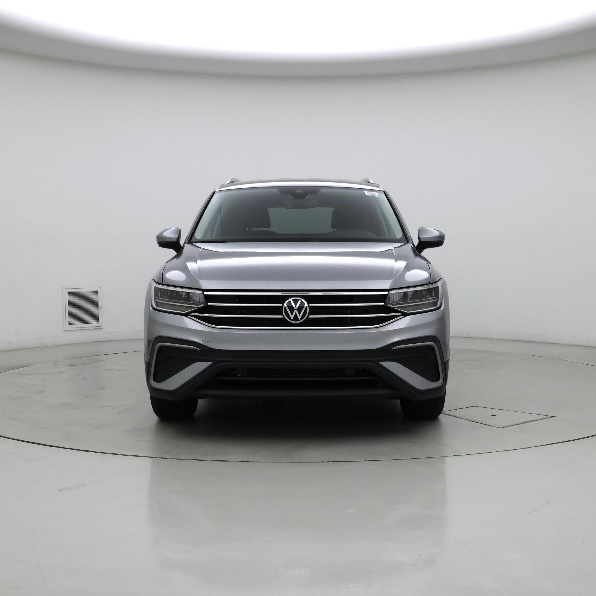Thumbnail: 2022 Volkswagen Tiguan - 5